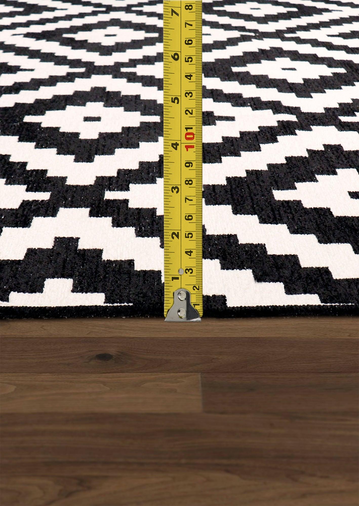 Pasargad Geometric Black/White Area Rug