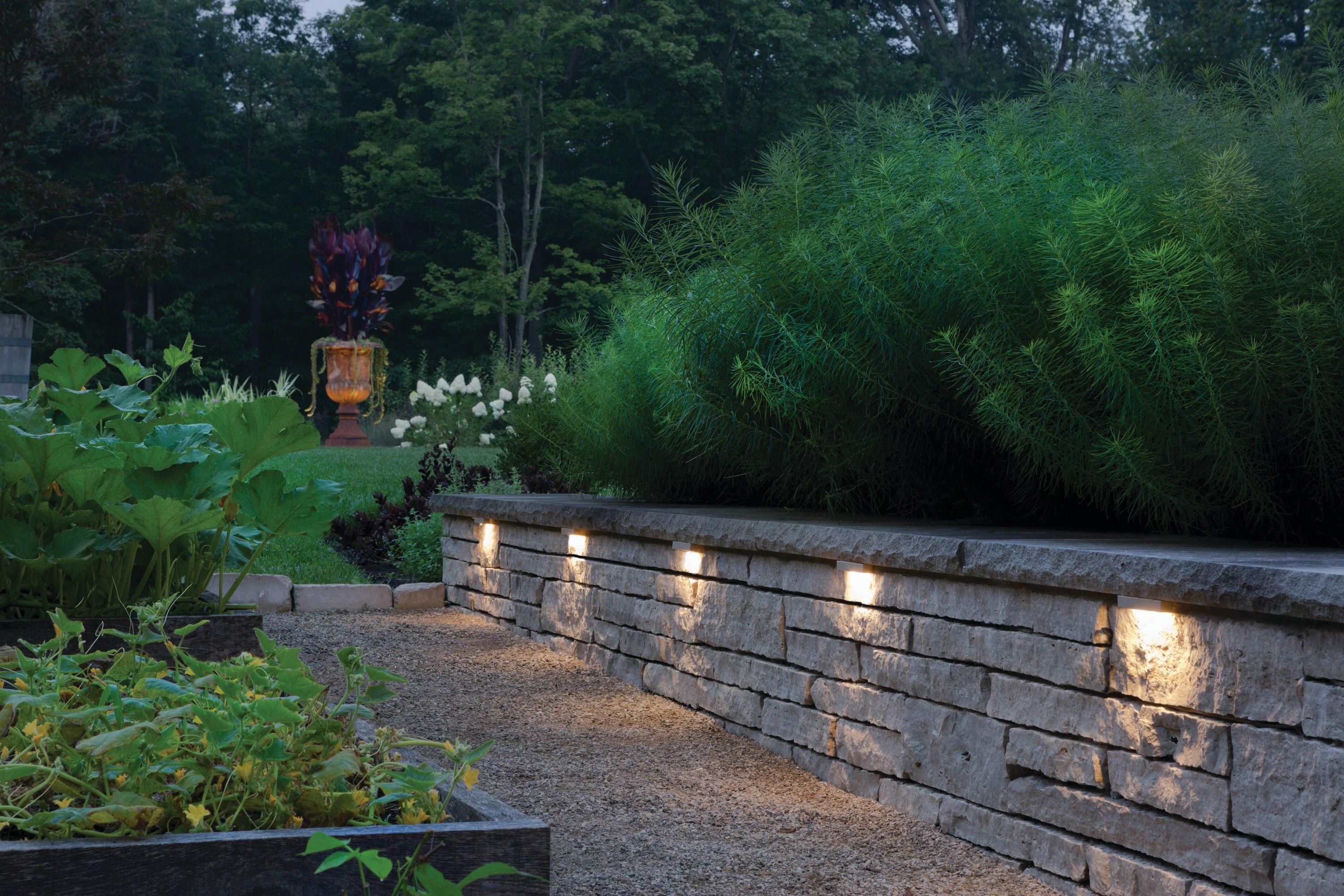 Hinkley Nuvi  Low Voltage Hardwired Deck Light