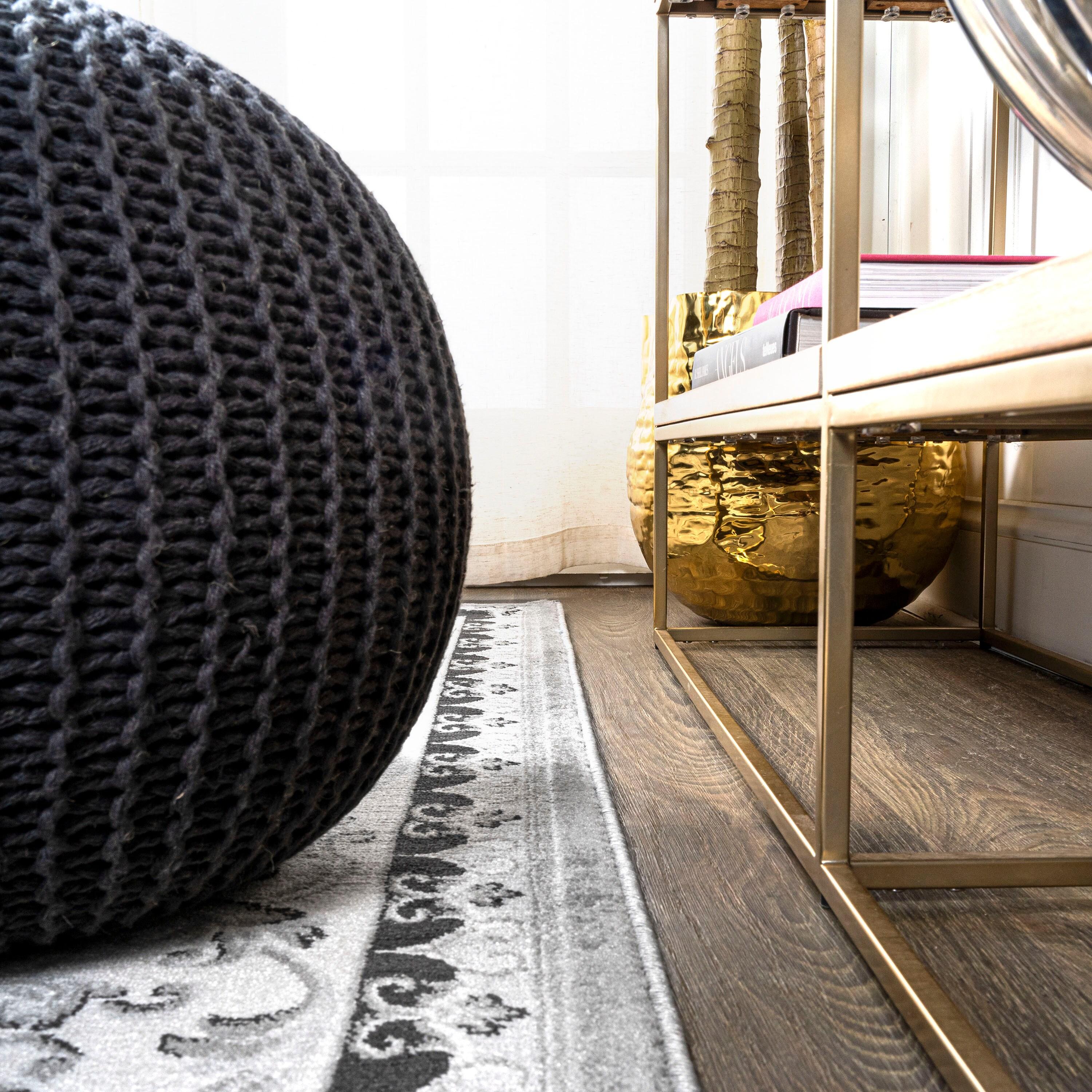 3'x 5' Acanthus French Border Area Rug, Gray/Cream - JONATHAN Y