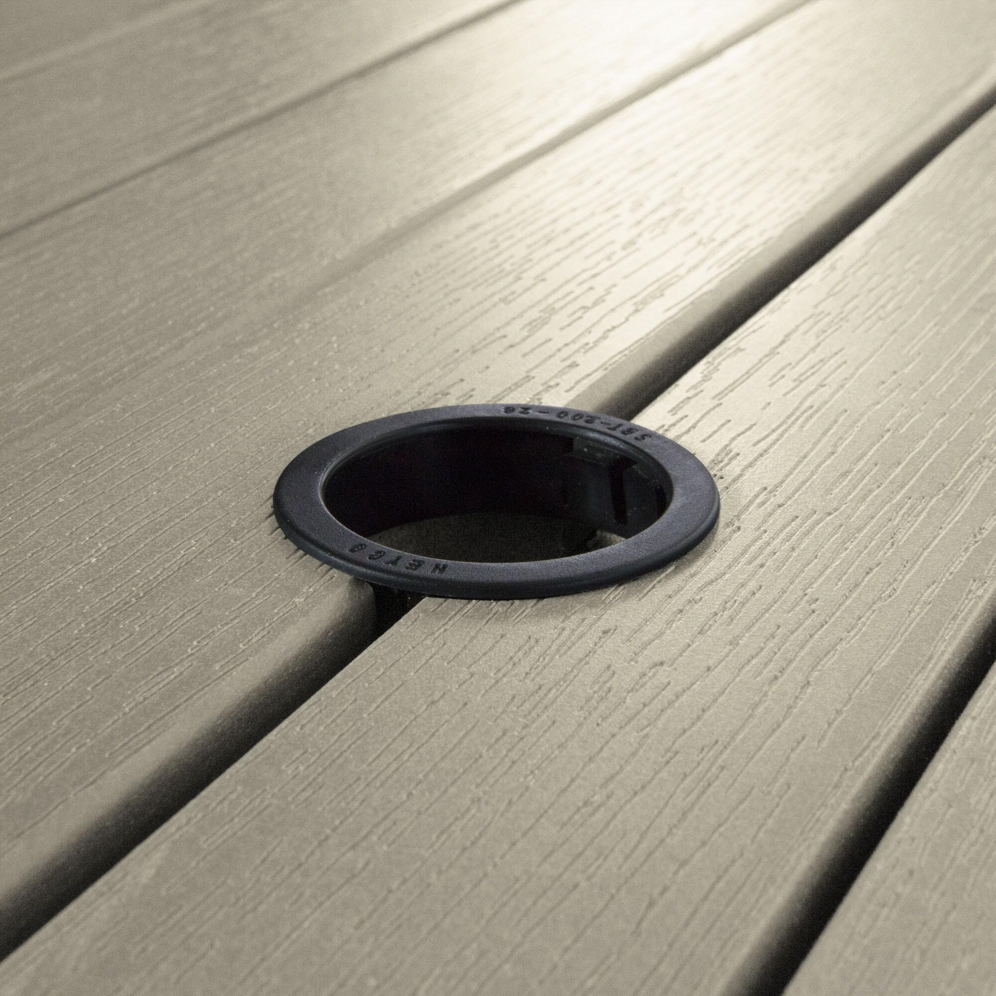 Highwood's 36" Round 3-pc Hamilton Dining Set - Dining Height, Outdoor, Eco-friendly, Synthetic Wood