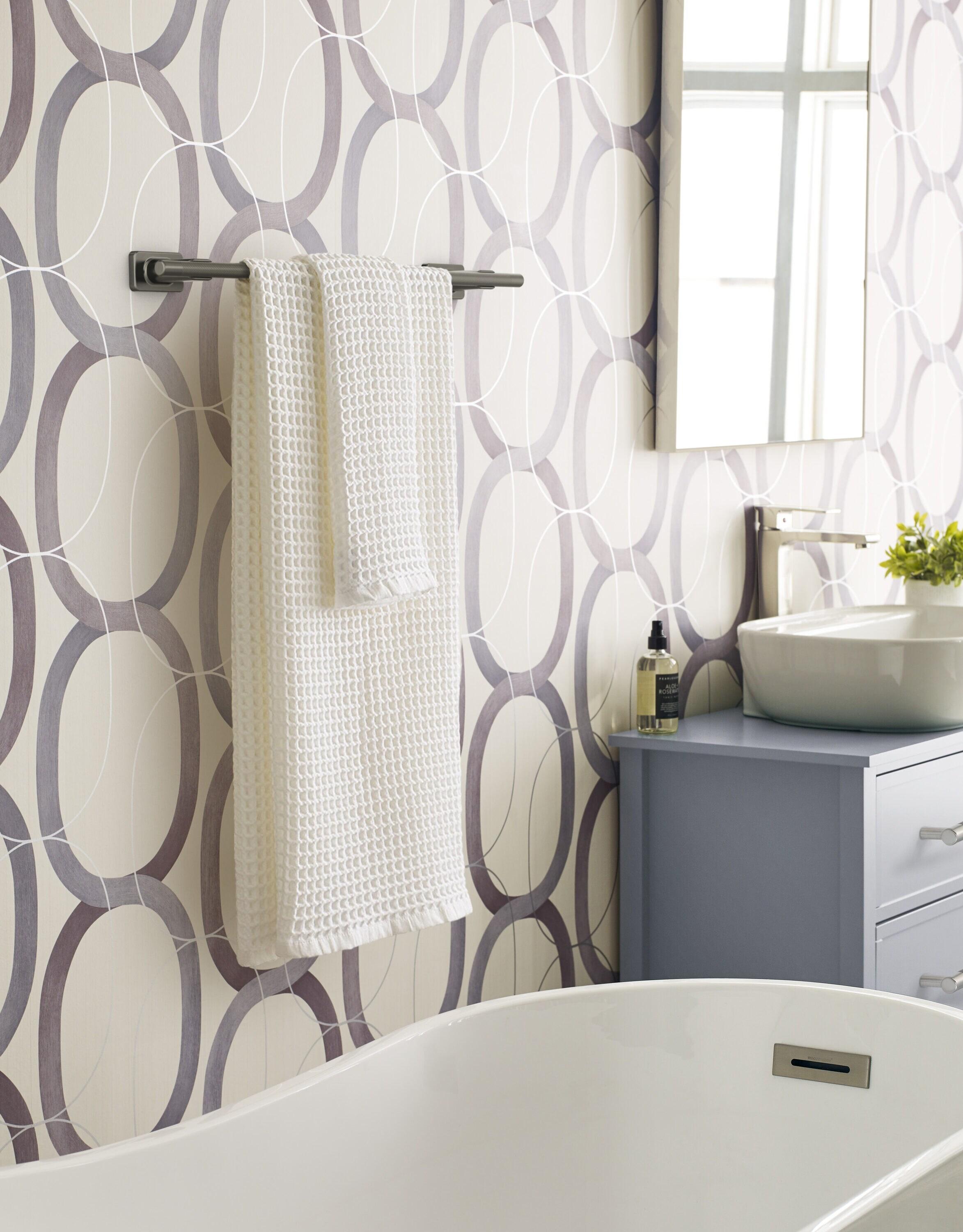 Bronx Towel Bar