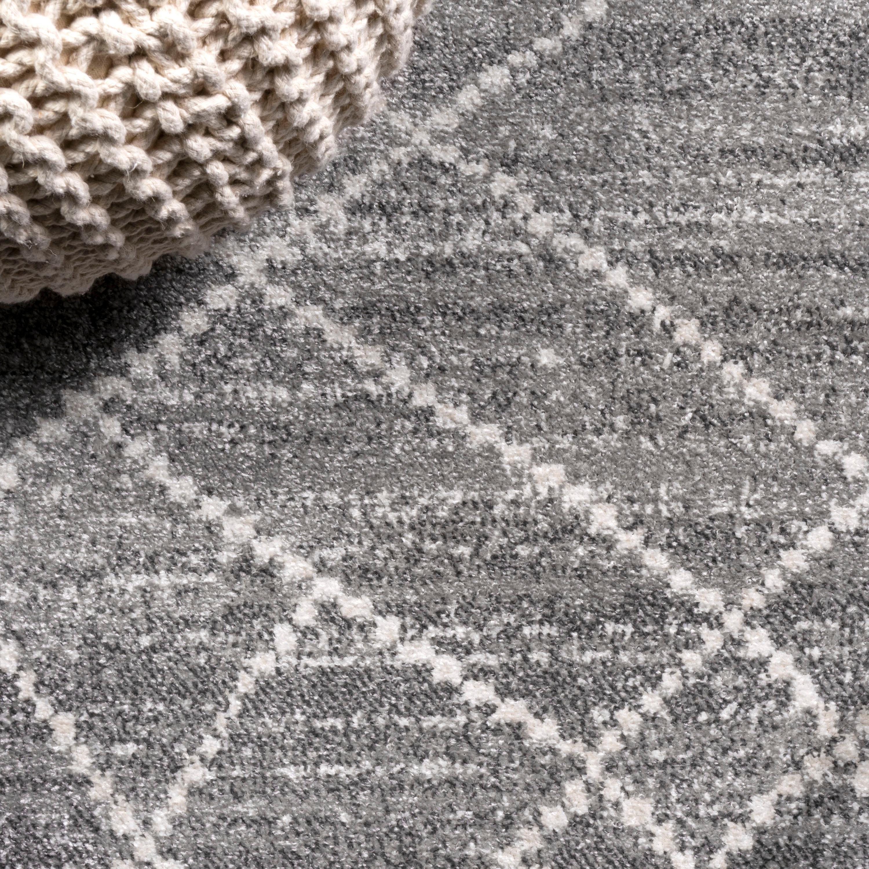 2'x8' Asilah Moroccan Modern Diamond Runner Rug, Gray - JONATHAN Y