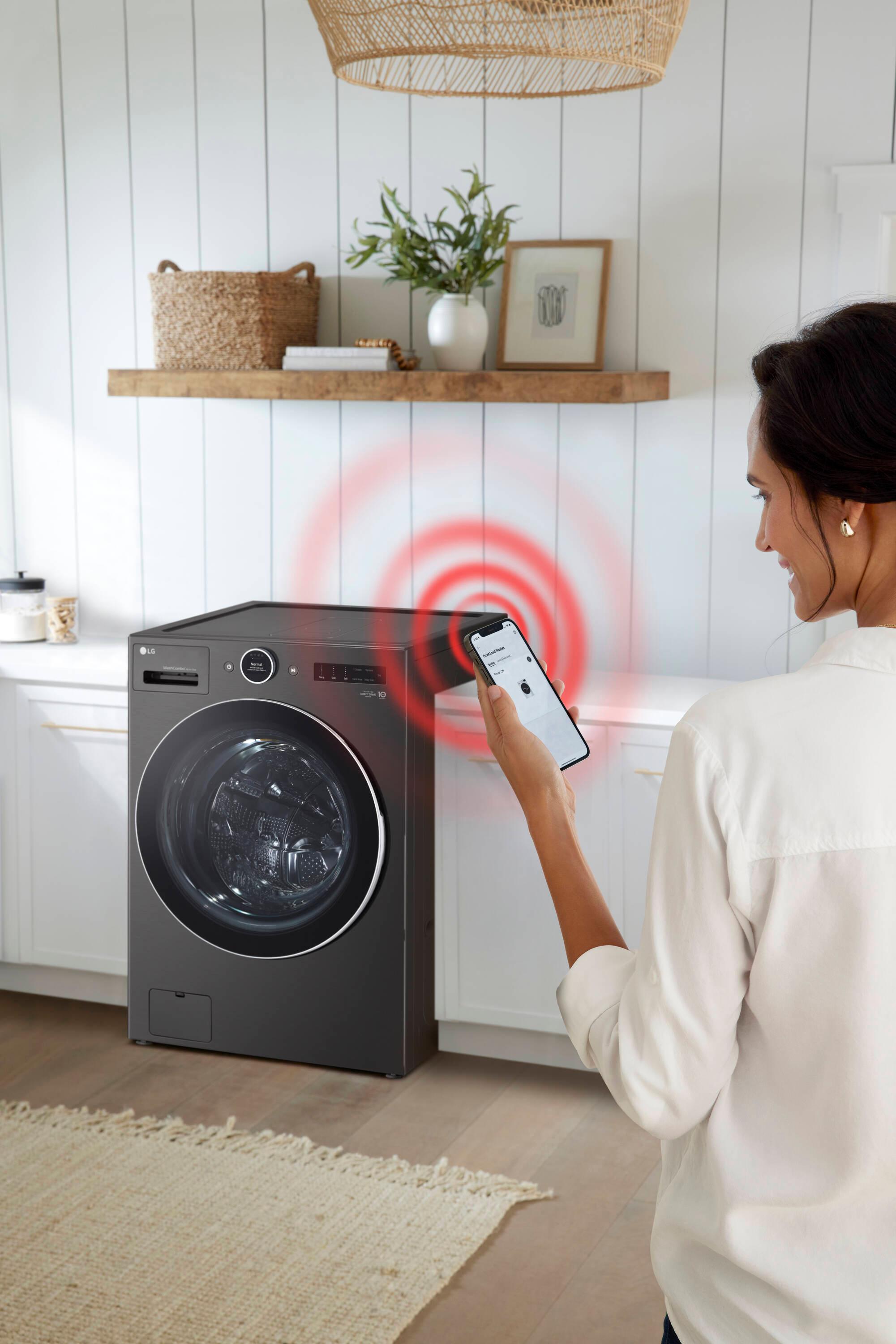 LG LG Ventless Washer/Dryer Combo WashCombo, All-in-One Mega Capacity with Inverter HeatPump, Technology and Direct Drive Motor, 5.0 cu. ft. WM6998HBA