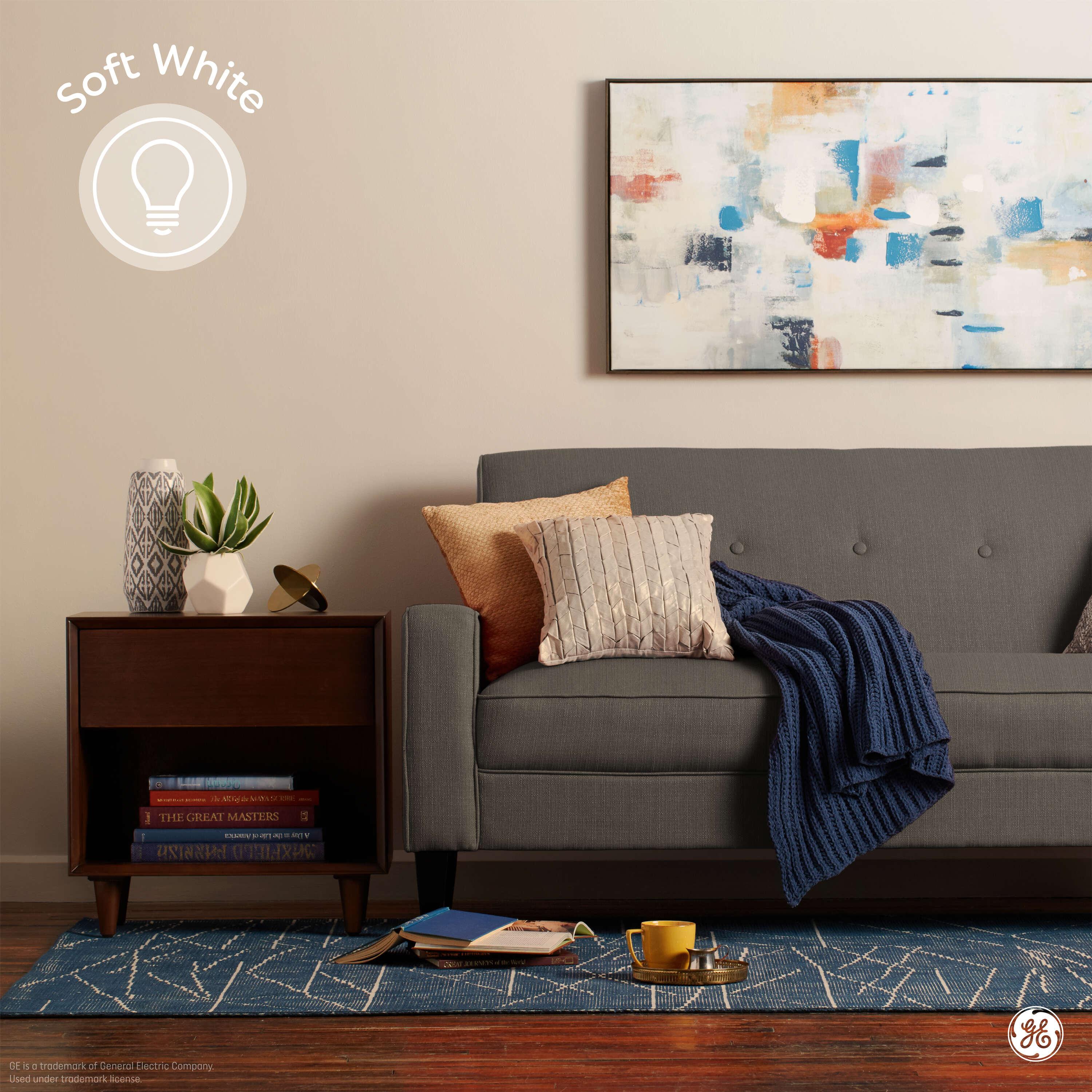 GE CLASSIC LED BULB 8 BULBS