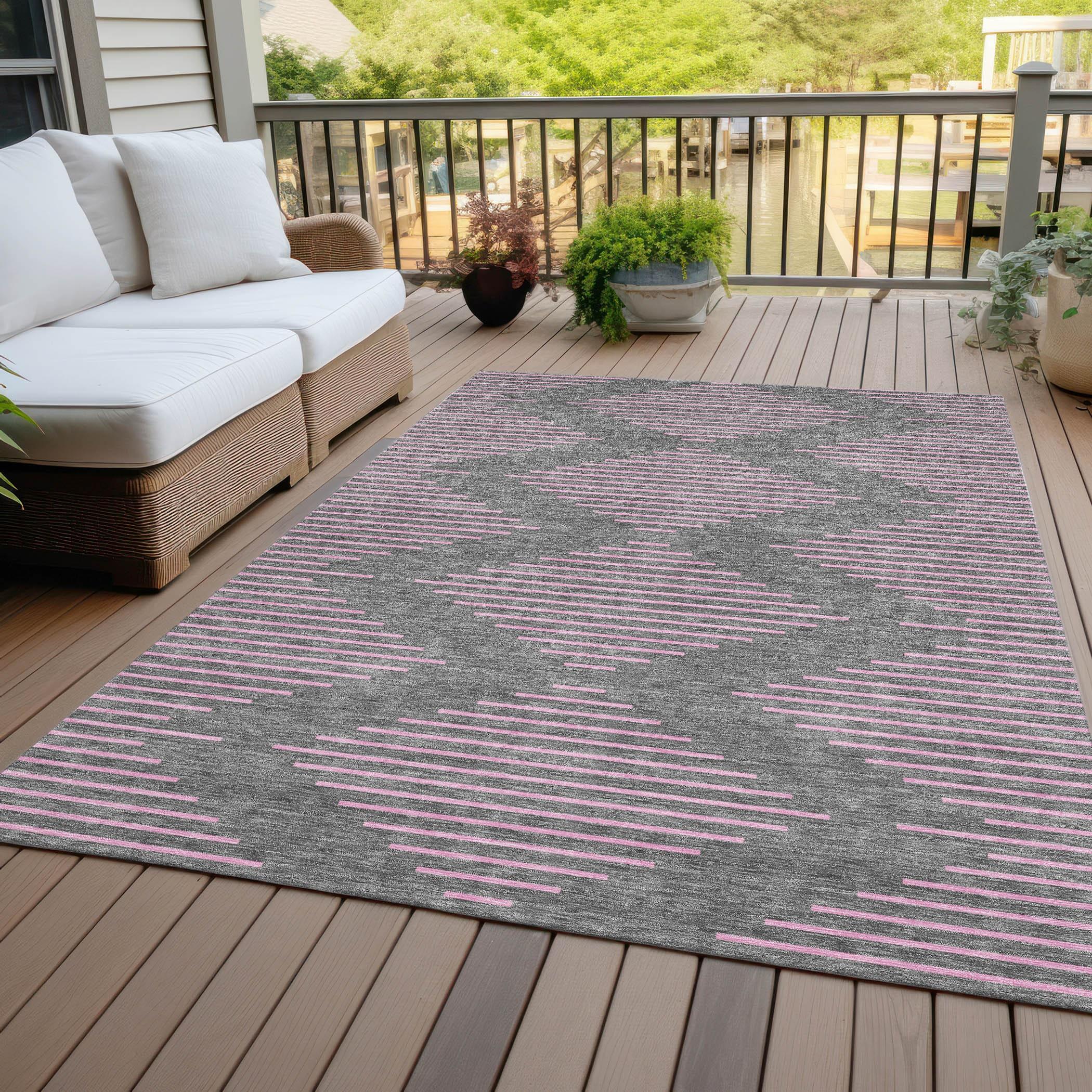 Machine Washable Indoor/Outdoor Chayden ACN1017 Gray Rug