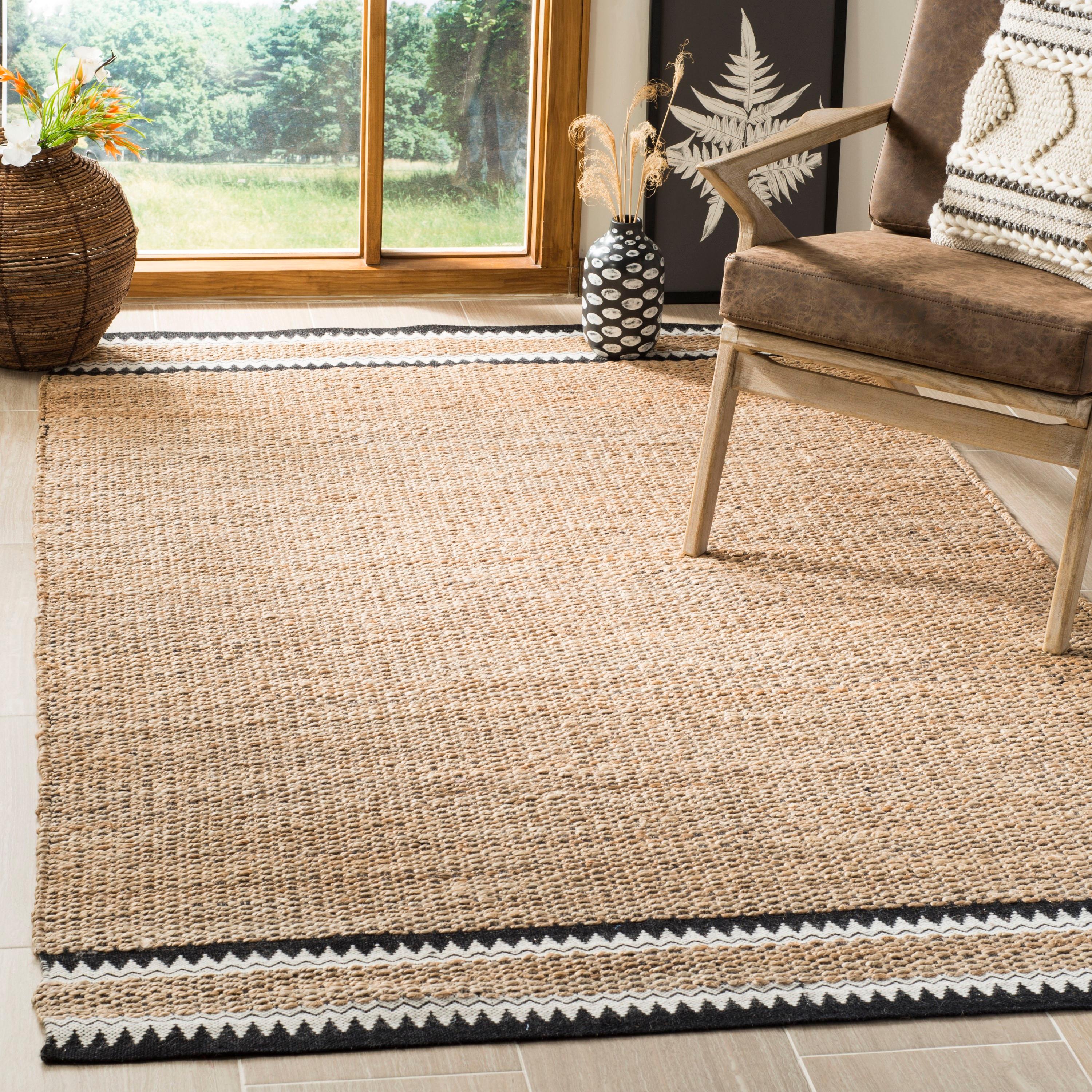 Natural Fiber NF874 Hand Woven Indoor Accent Rug - Natural/Black - 3'x5' - Safavieh