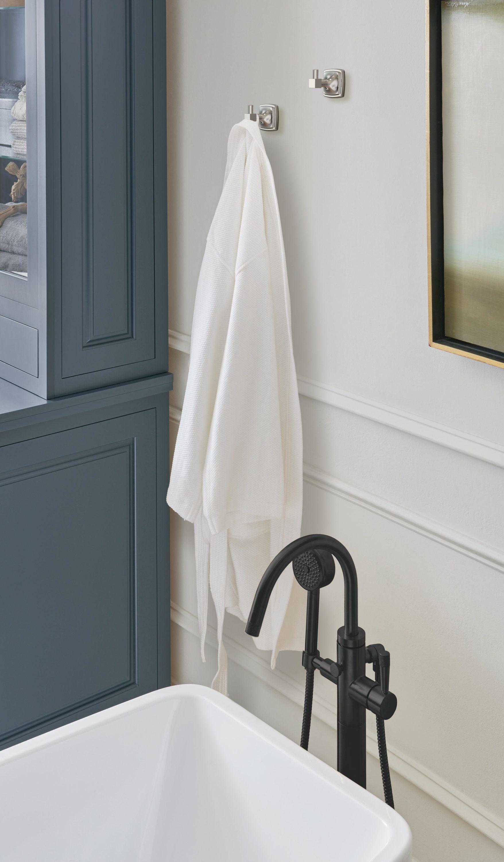 Amerock Stature Chrome Single Prong Robe Hook