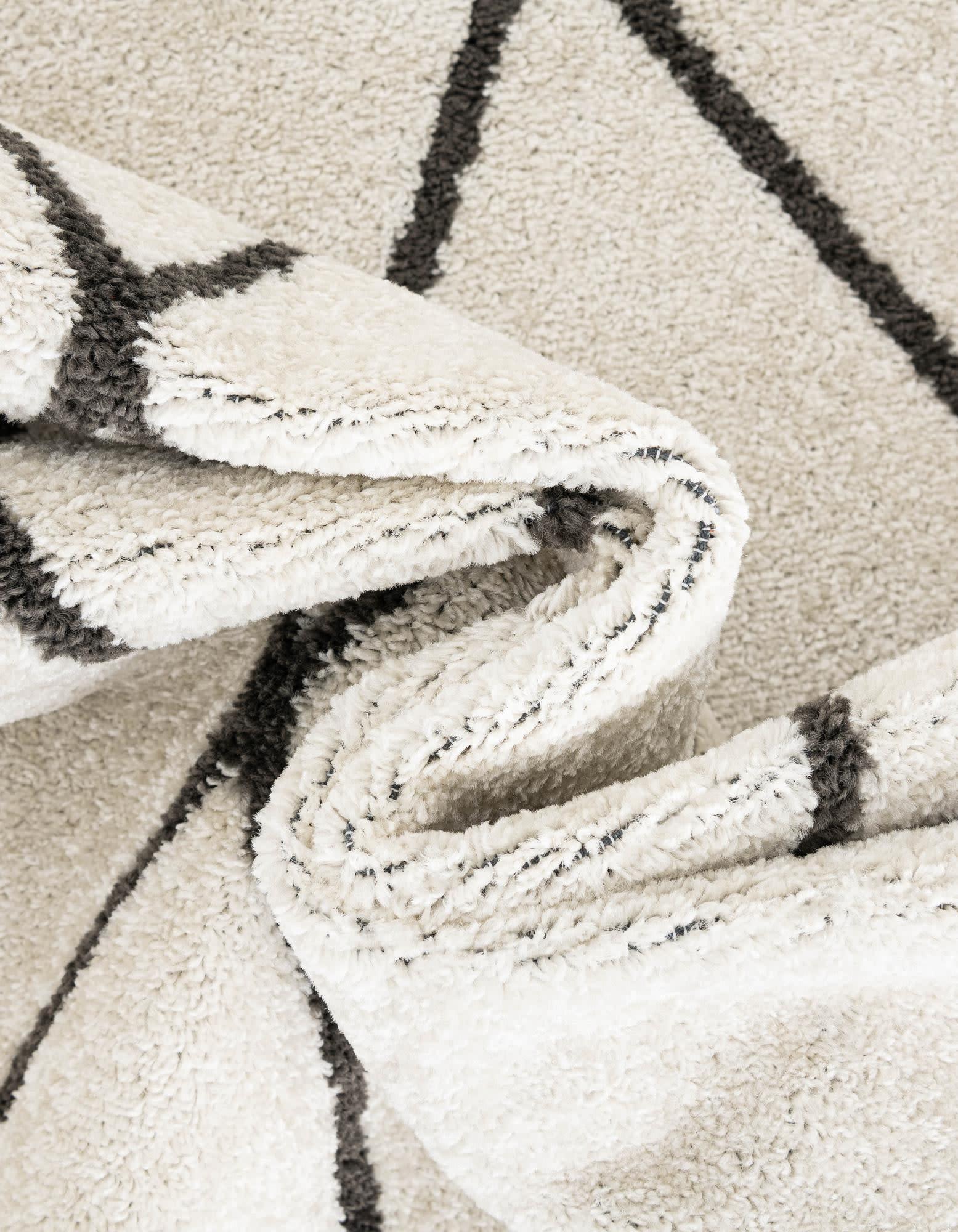 Unique Loom 5' 0 x 8' 0 Trellis Frieze Geometric Ivory Area Rug