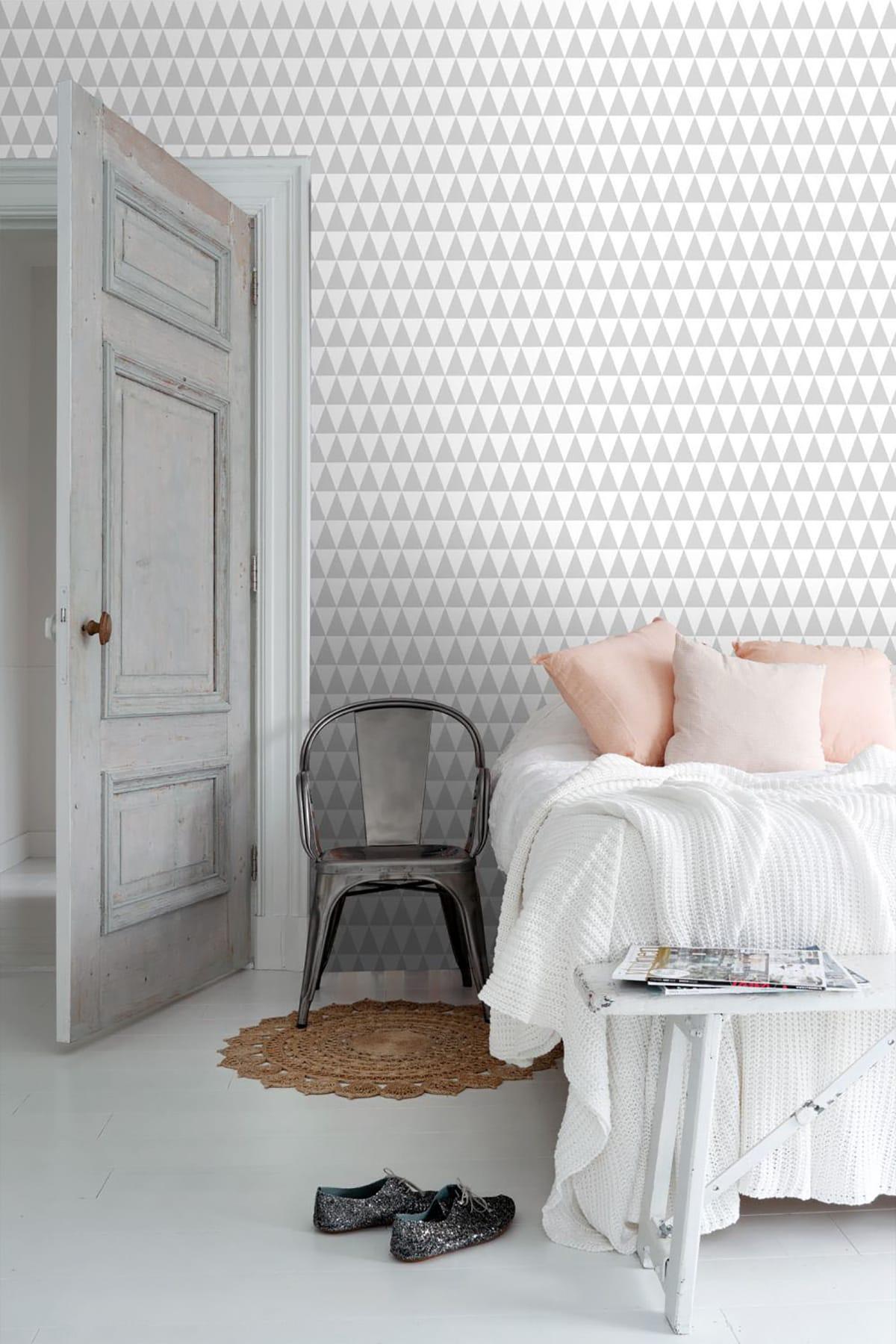 ESTA Home Verdon Light Grey Geometric Wallpaper, 20.5-in by 33-ft
