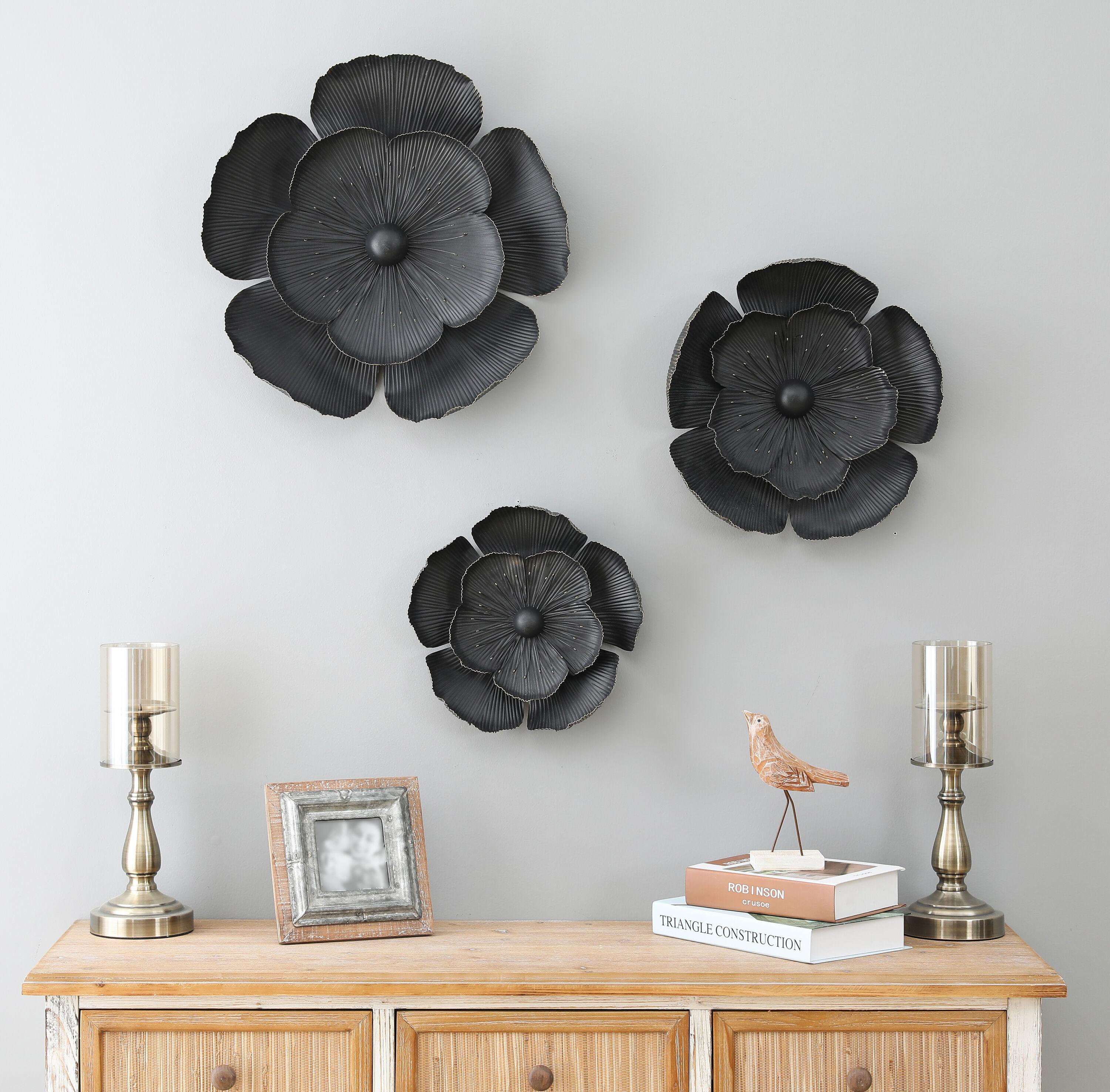 LuxenHome 3-Piece Black Metal Flowers Wall Decor