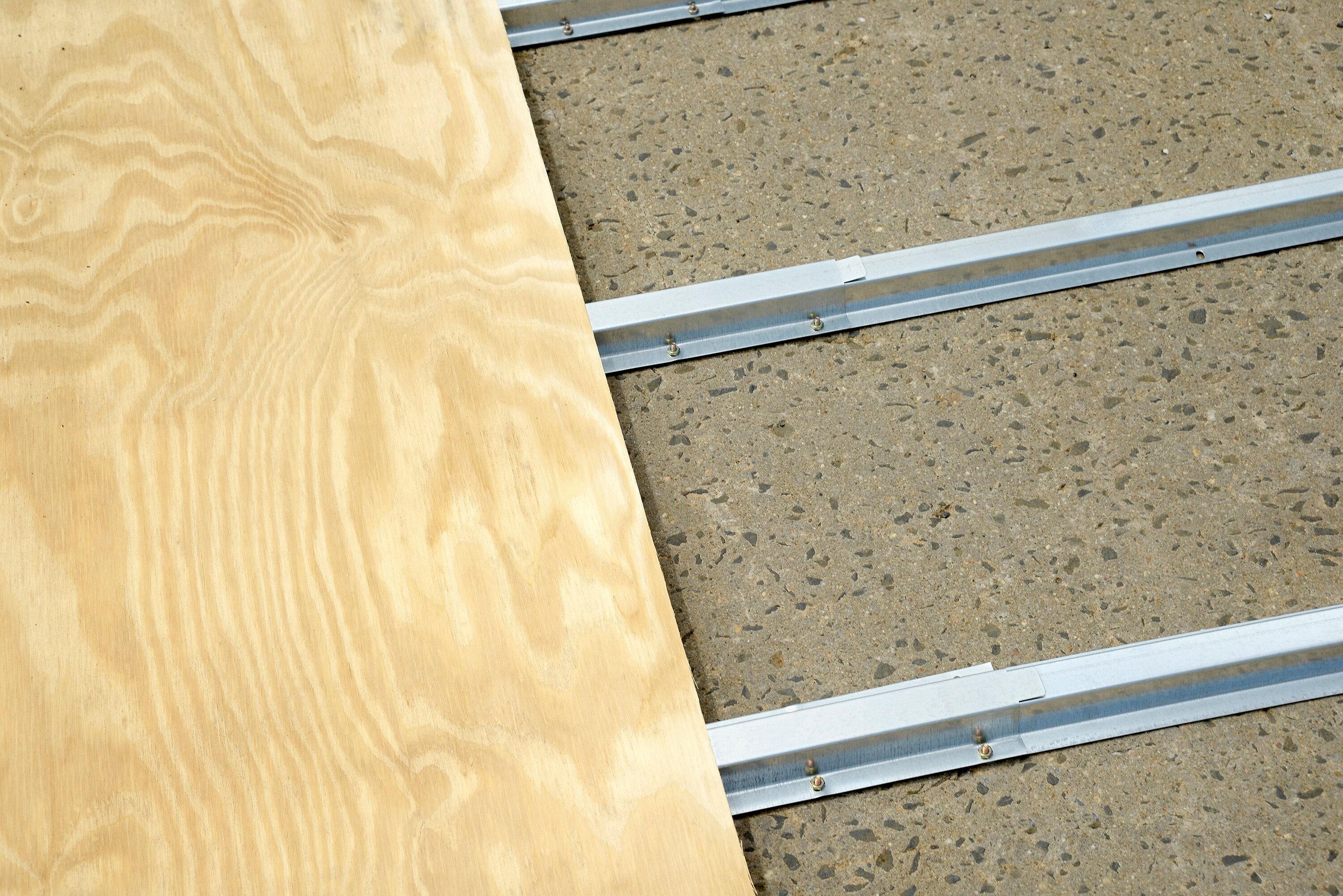 Arrow Arrow Rust Resistant Steel Flooring Kit