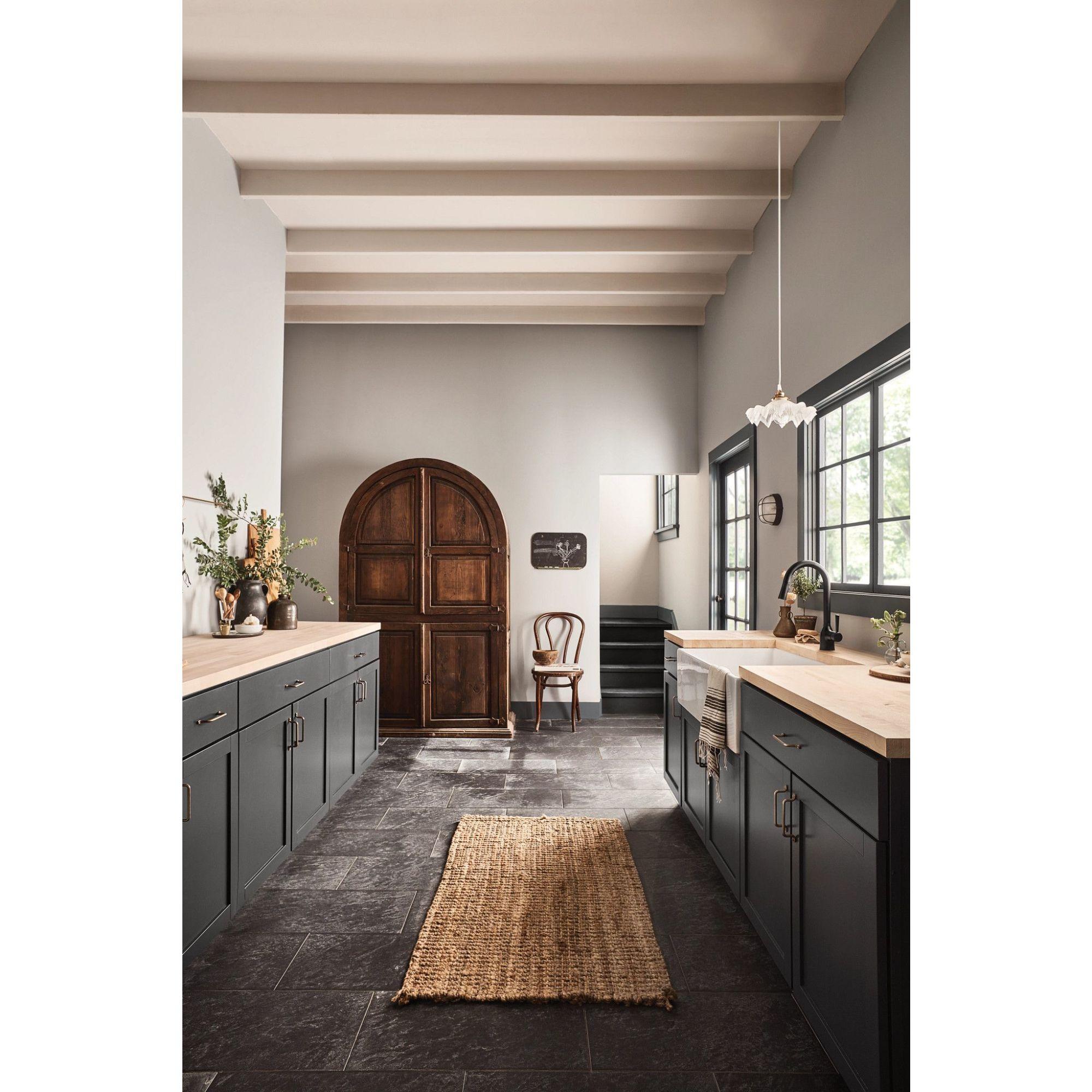 Matte Black Stainless Steel Pull-Out Spray Kitchen Faucet
