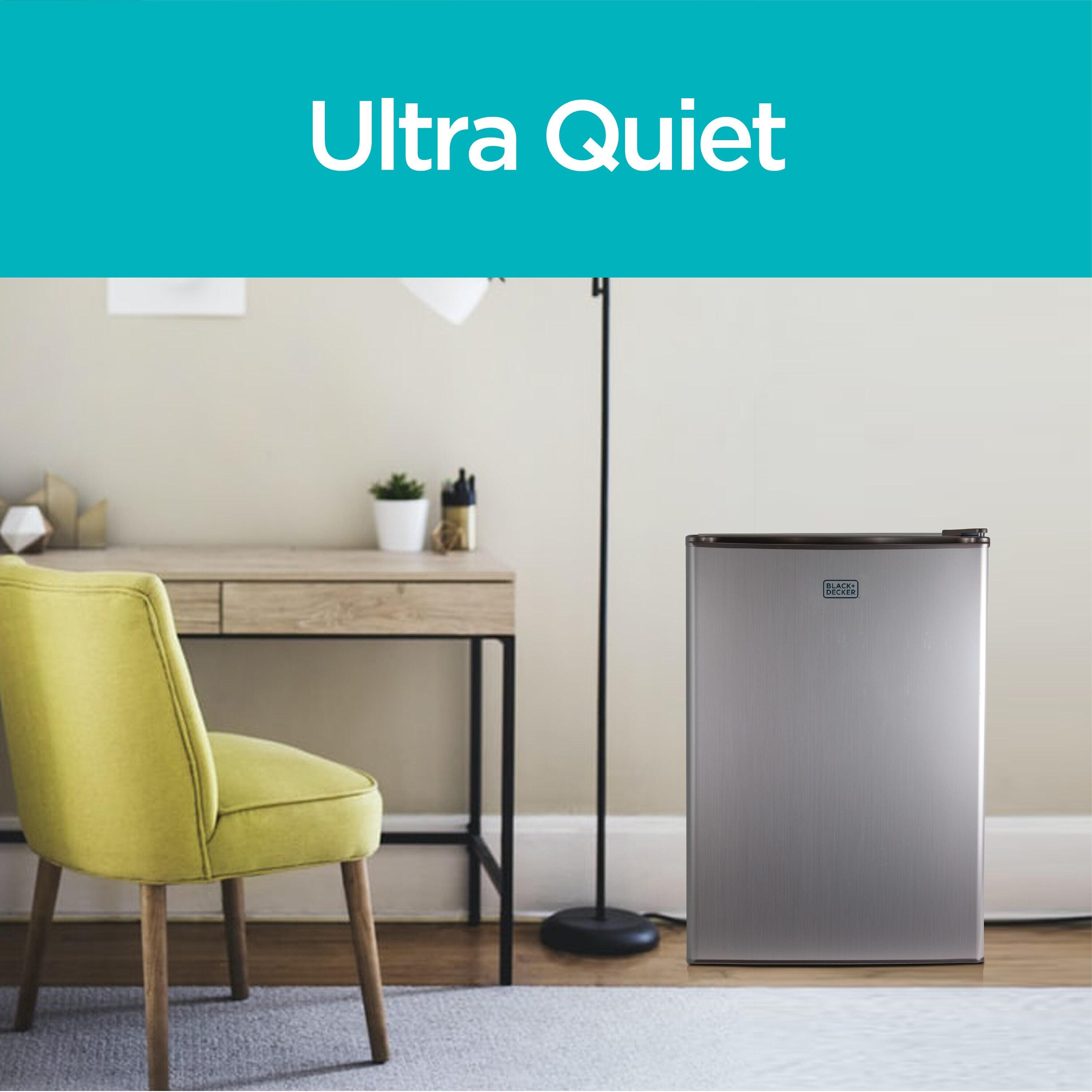 BLACK+DECKER 3.2 cu. ft. Freestanding Mini Fridge with Freezer