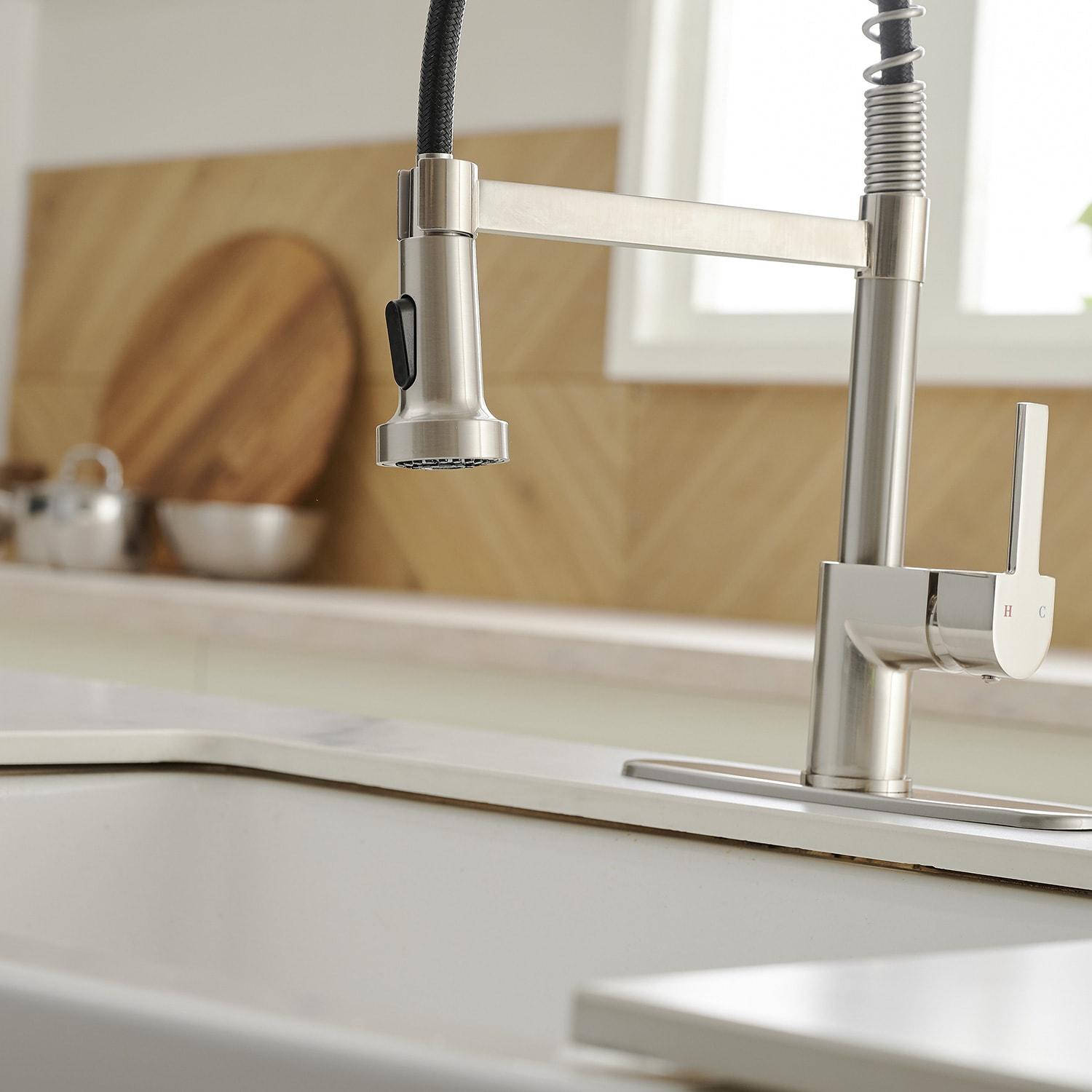 Pull Down Single Handle Kitchen Faucet with Accessories