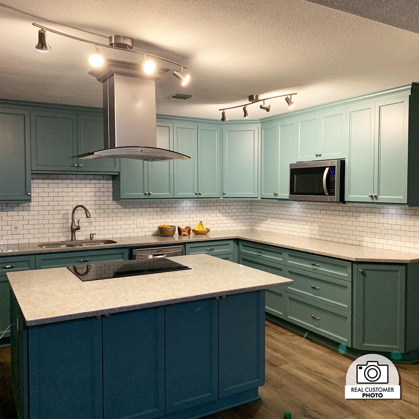 ZLINE ZLINE 36 in. Convertible Vent Isl& Mount Range Hood in Stainless Steel & Glass (GL14i-36)