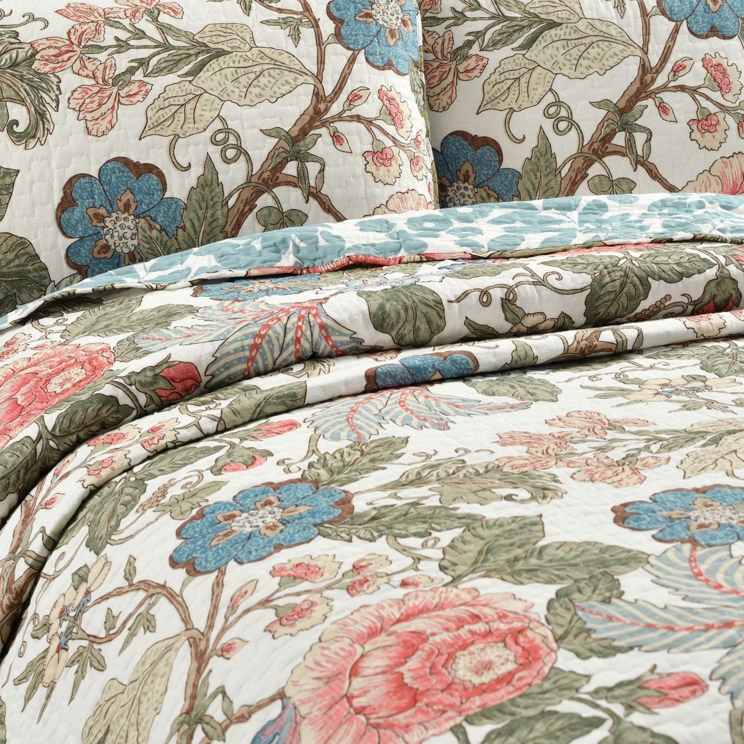 Lush Decor Granborough Cotton Reversible Traditional 3 Piece Quilt Set