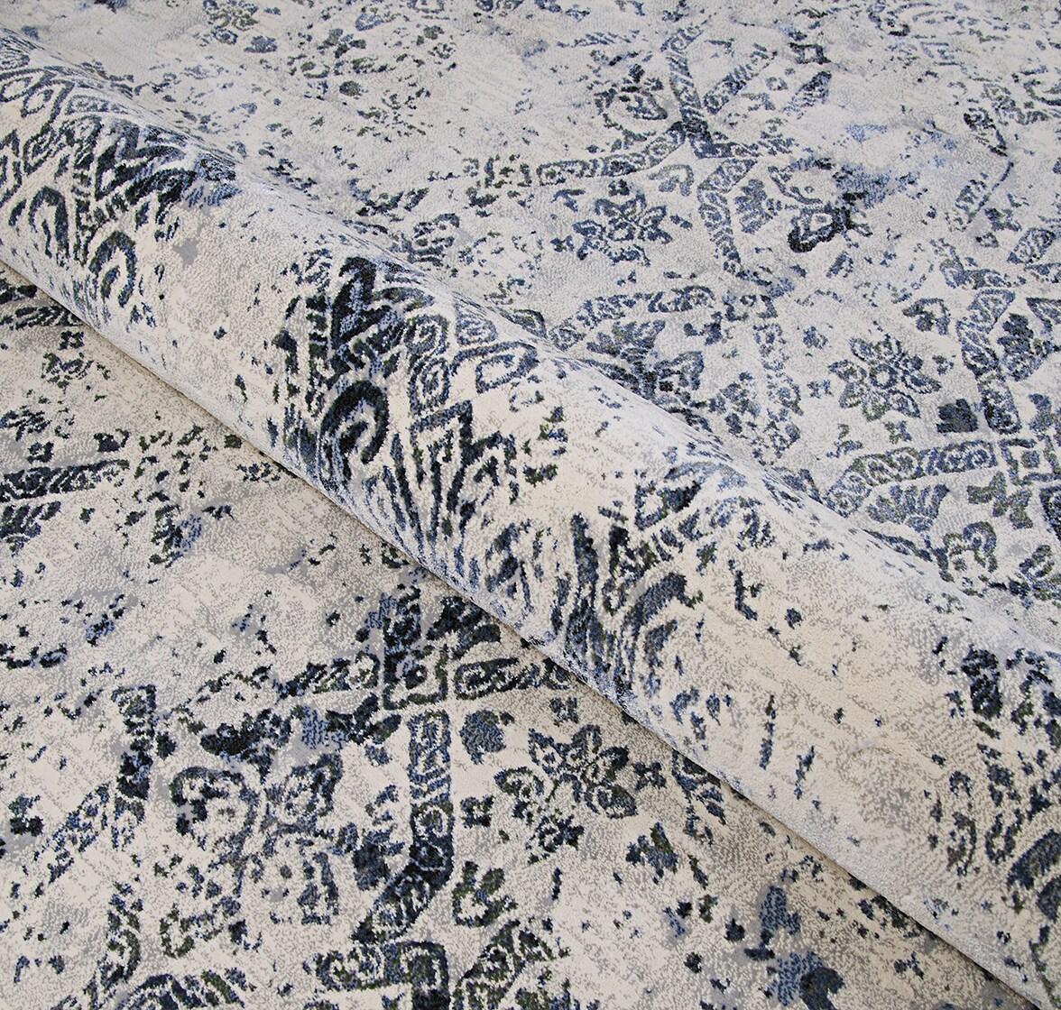 Easton Oyster Viscose 5'3" x 7'6" Transitional Area Rug