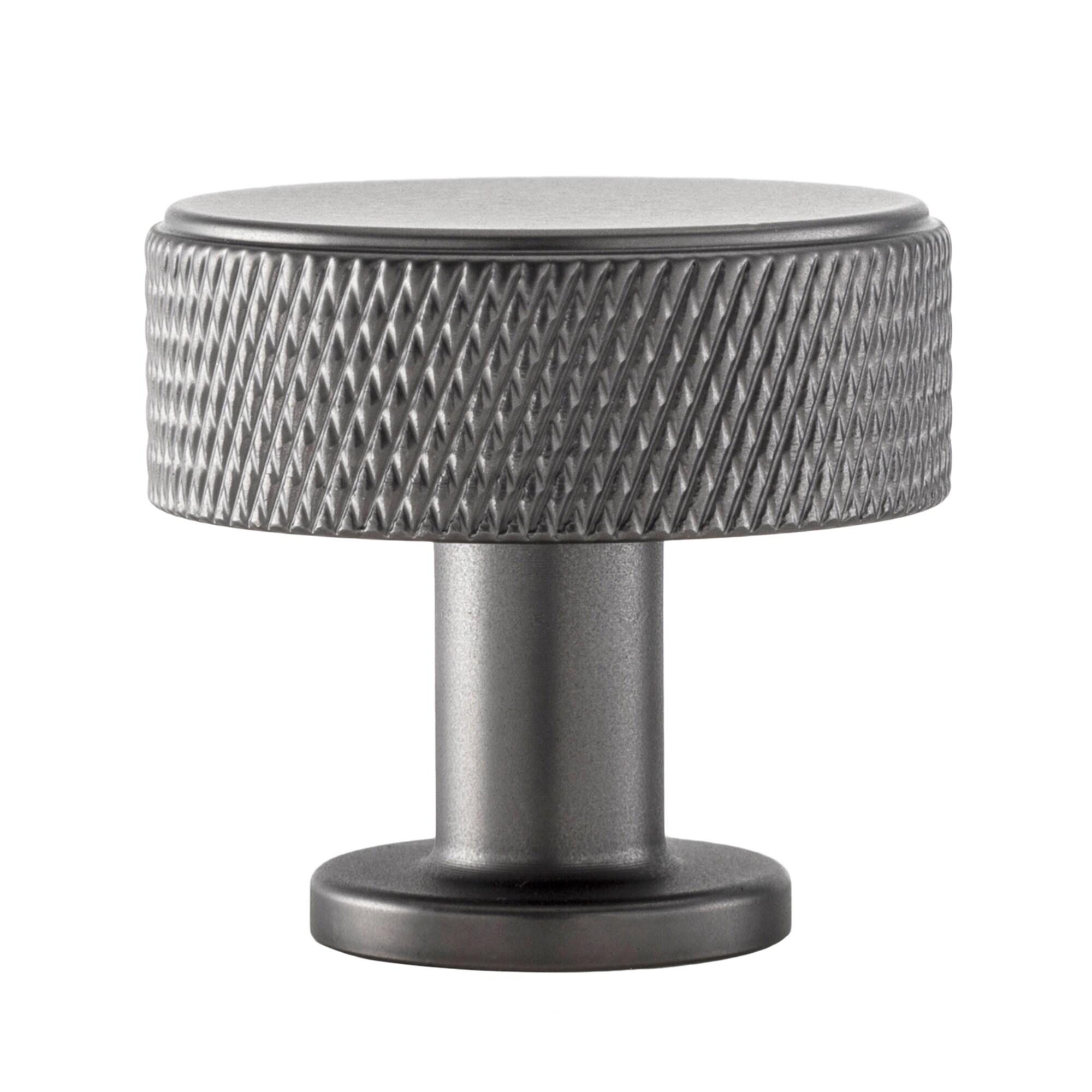 Kent Knurled Round Knob