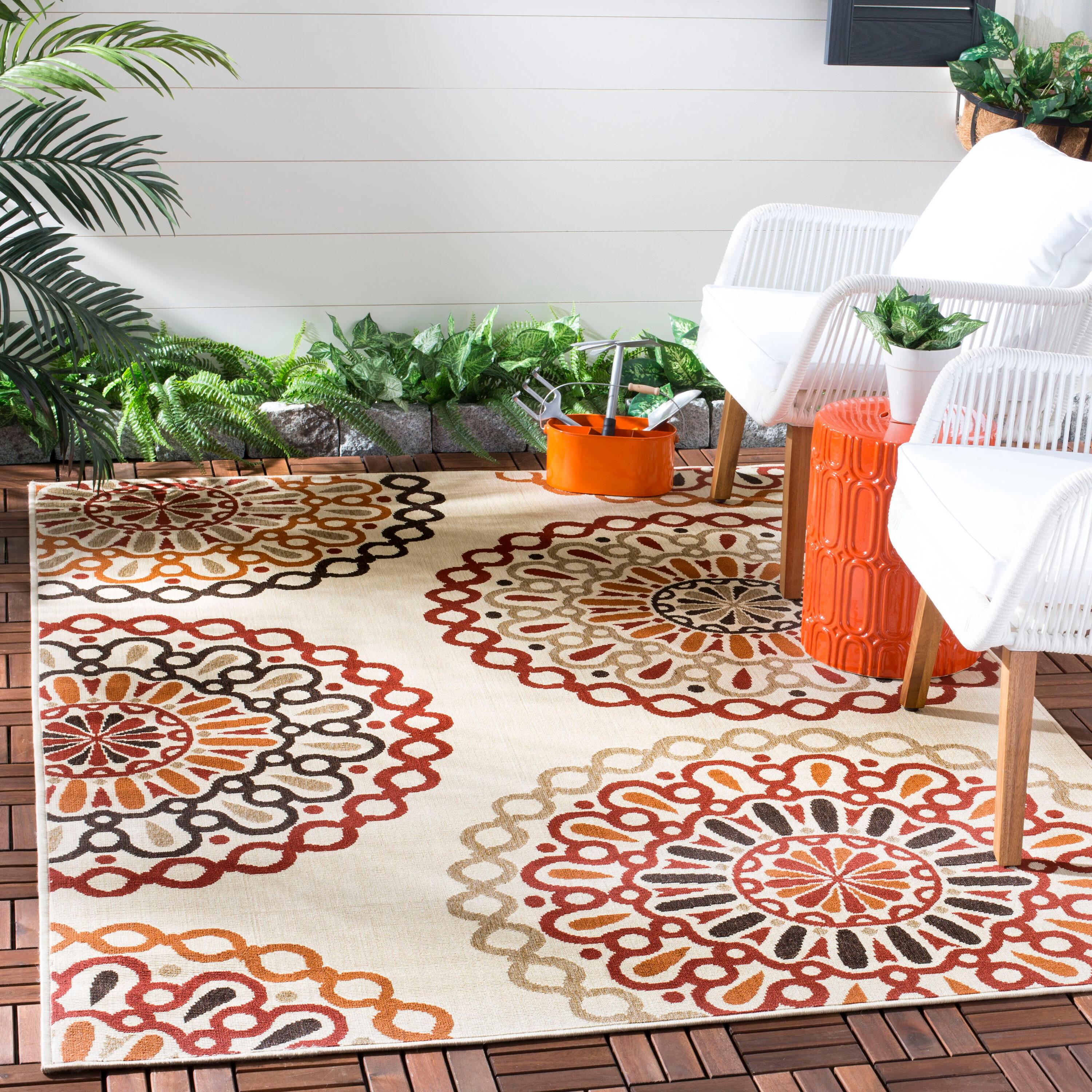 Veranda VER092 Power Loomed Indoor/Outdoor Accent Rug - Creme/Red - 2'7"x5' - Safavieh