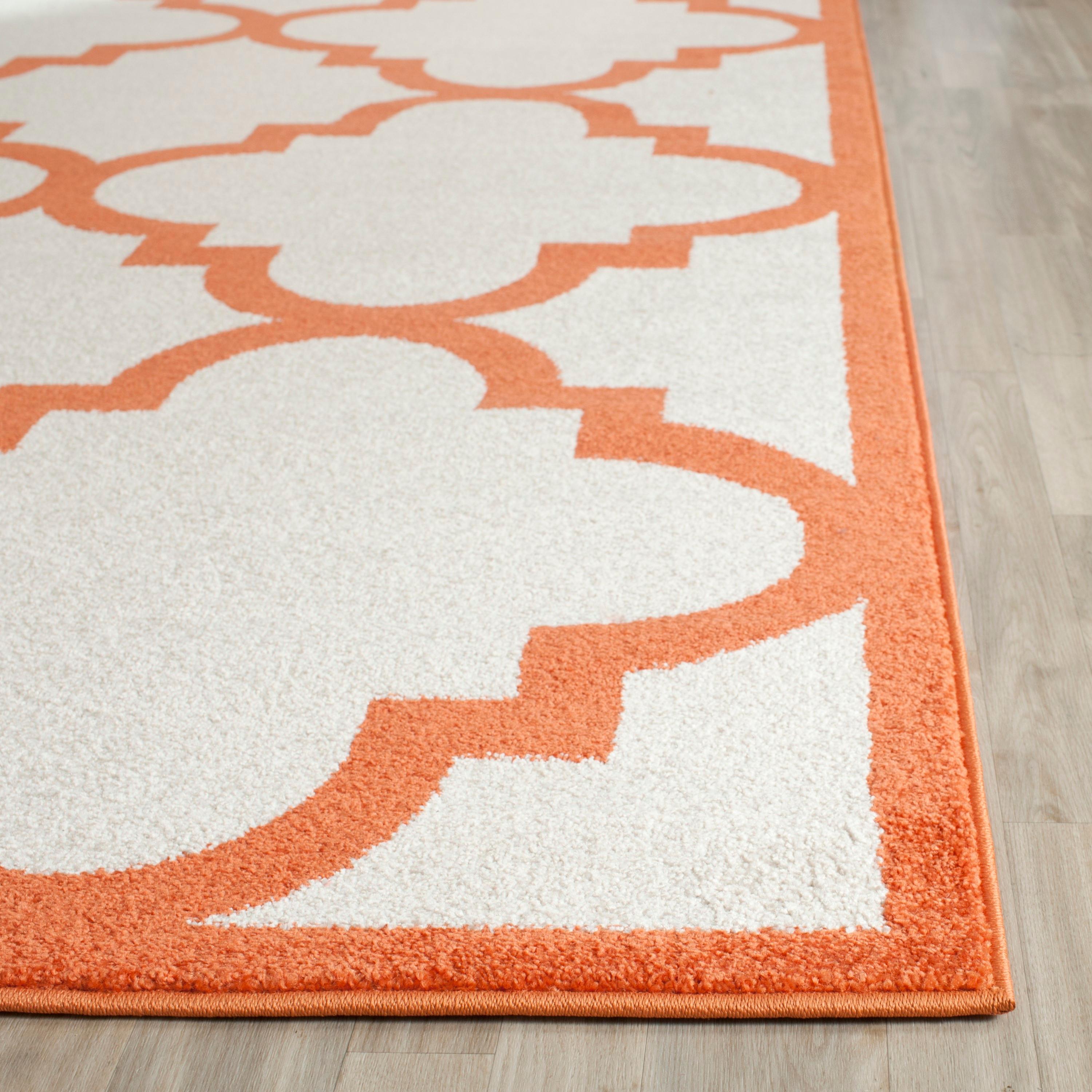 Amherst AMT423 Power Loomed Indoor Accent Rug - Beige/Orange - 2'6"x4' - Safavieh