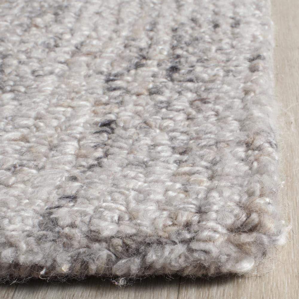 Abstract ABT141 Handmade Indoor Area Rug - Camel/Black - 5'x8' - Safavieh