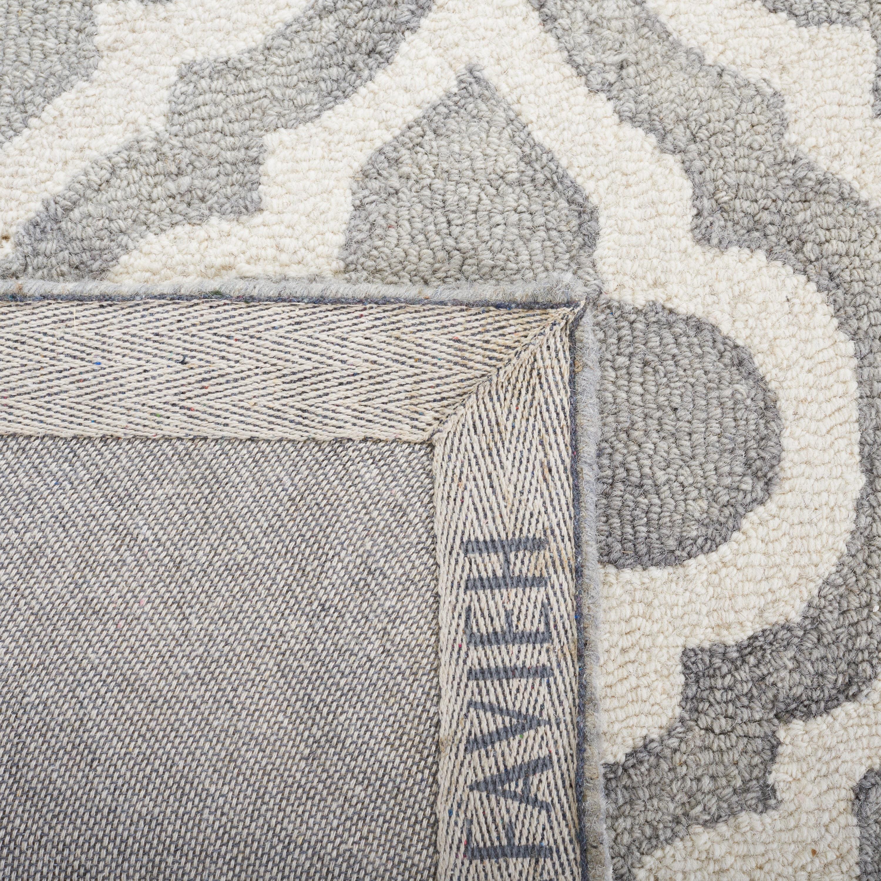 Dip Dye DDY537 Hand Tufted Accent Rug - Grey/Ivory - 2'x3' - Safavieh.