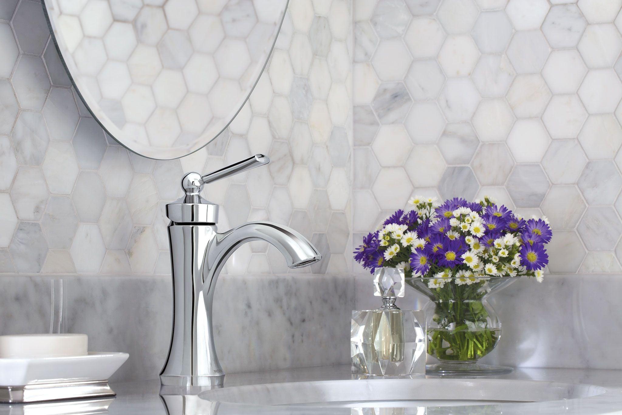 Wynford Single Hole Bathroom Faucet with Drain Assembly