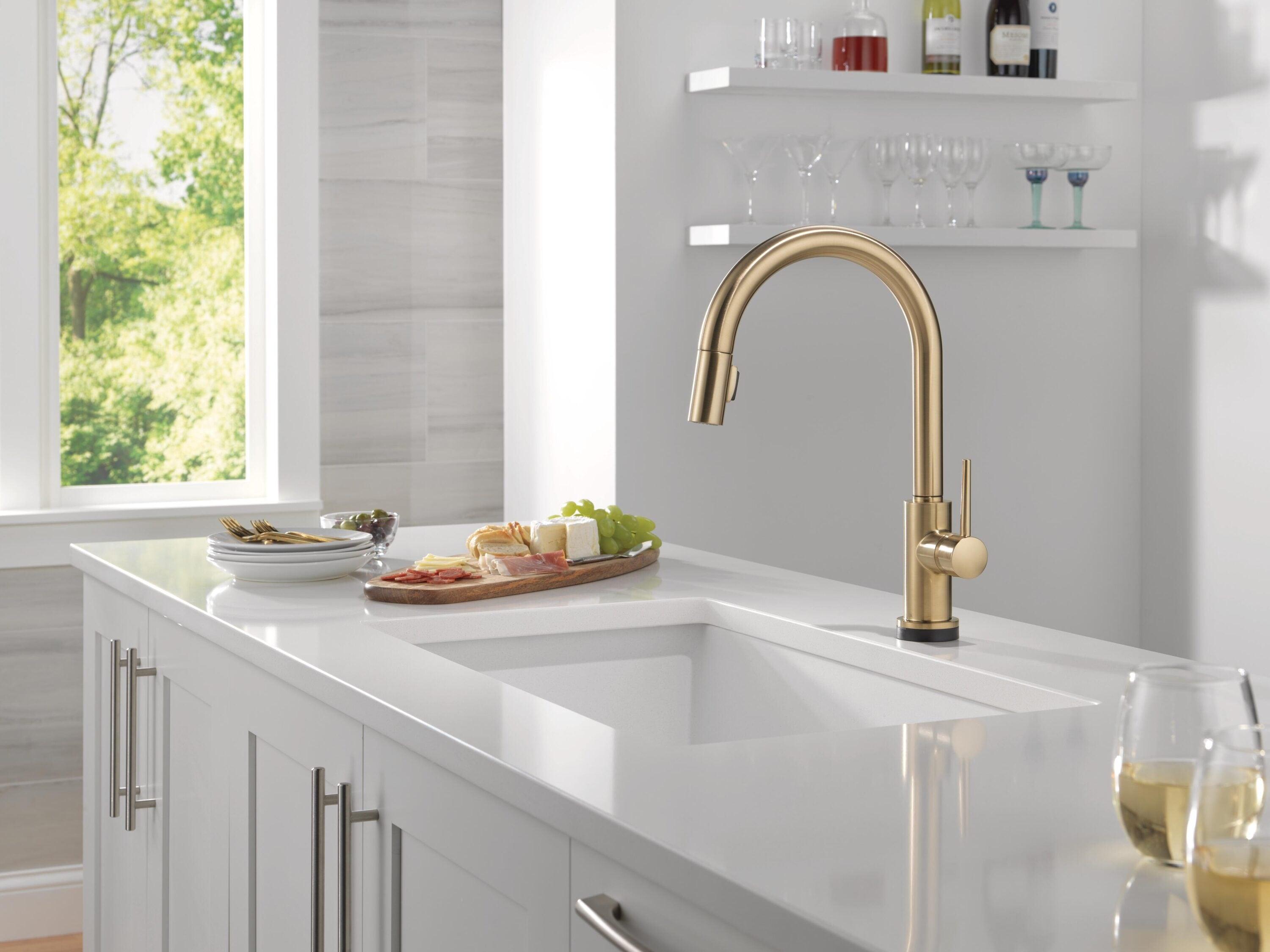 Trinsic Pull Down Sprayer Touch Kitchen Sink Faucet, Touch Control Kitchen Faucet