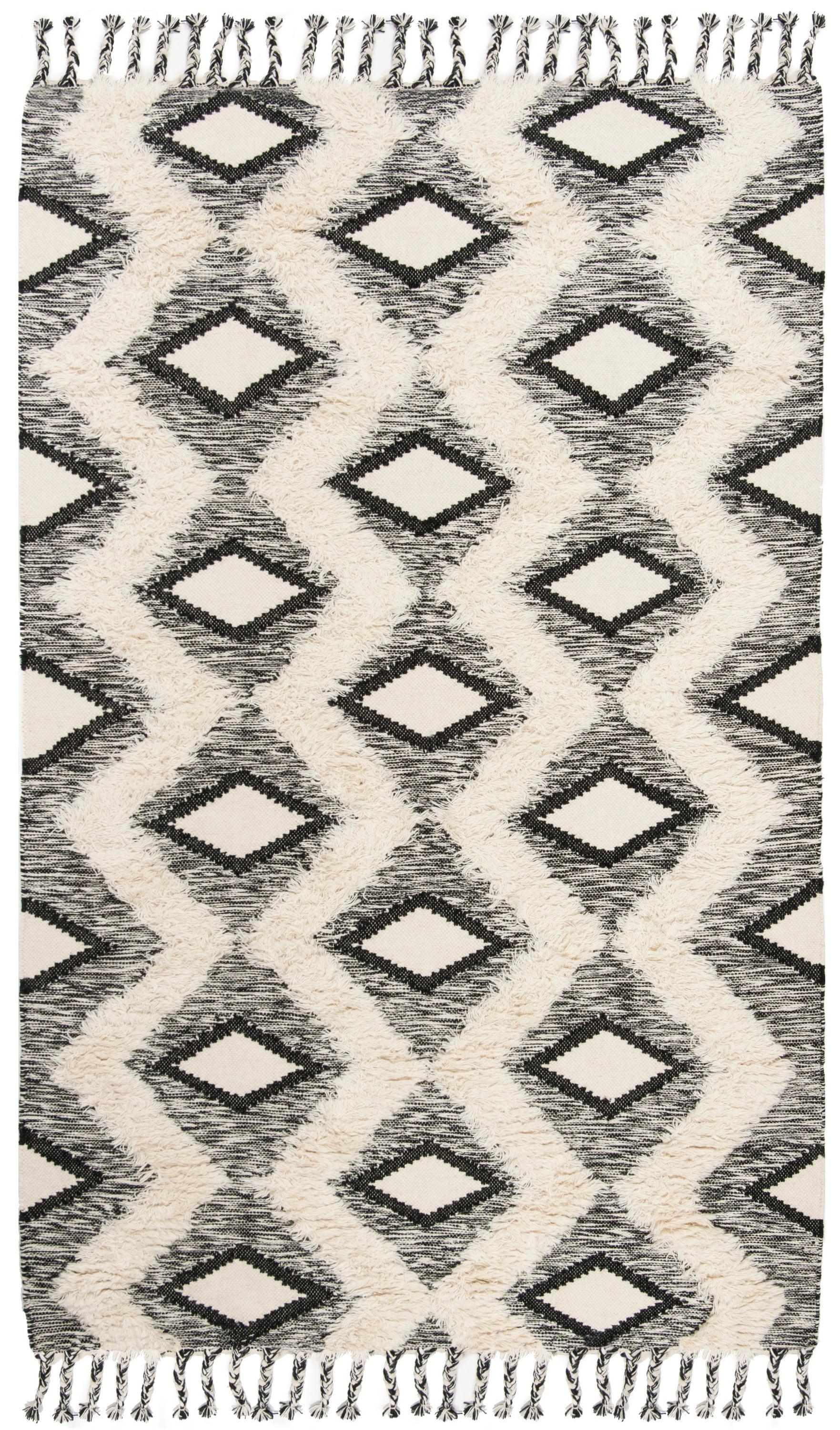 SAFAVIEH Kenya Aniyah Geometric Diamonds Fringe Area Rug, Black/Ivory, 6' x 9'