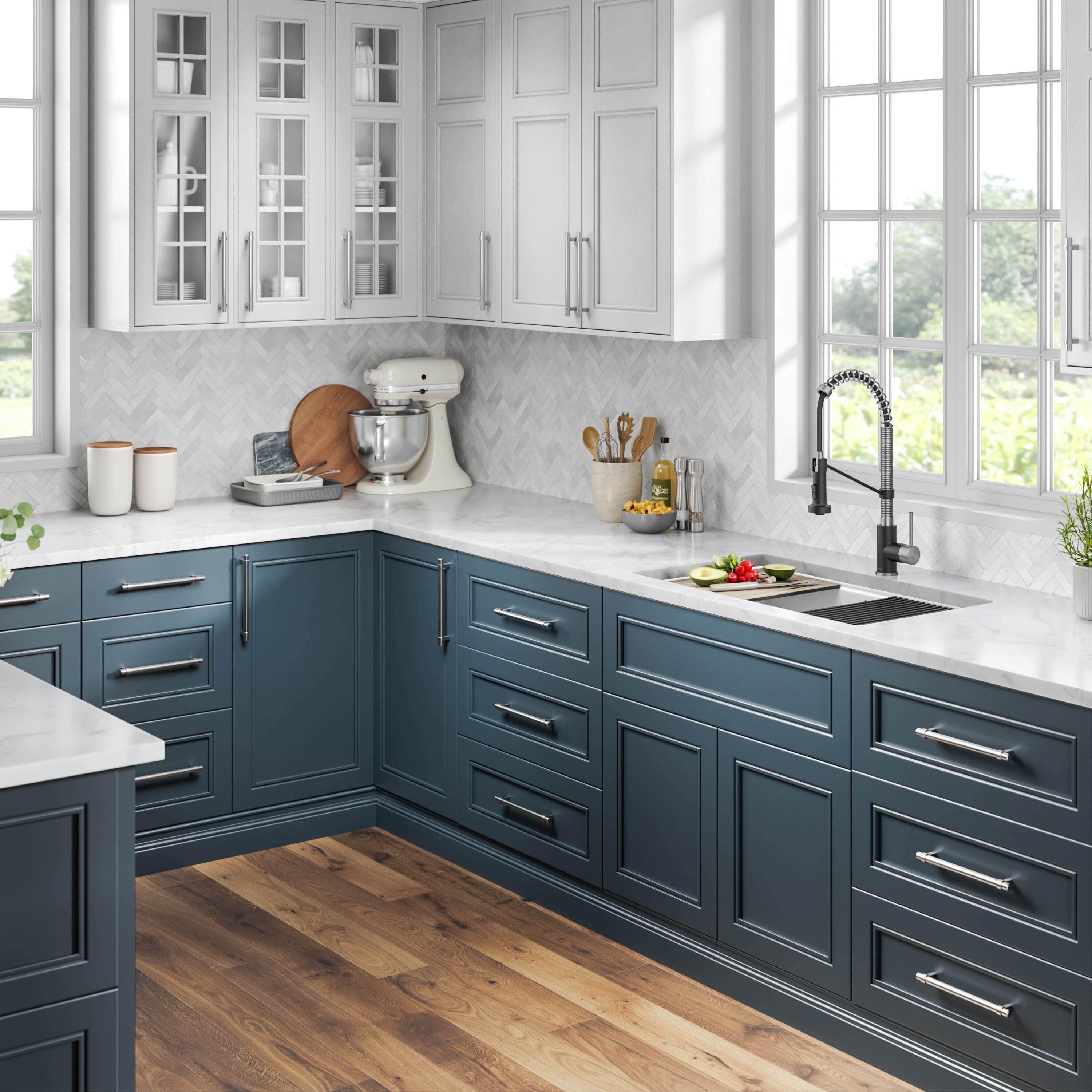 Kraus Bolden Touchless Sensor Commercial Style 2-Function Single Handle Pull-Down Kitchen Faucet
