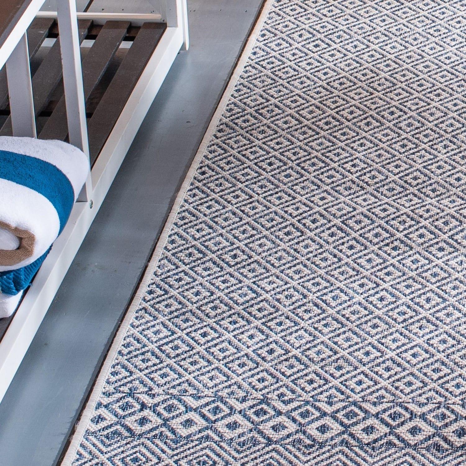 Courtyard CY8235 Power Loomed Indoor and Outdoor Runner Rug - Blue/Navy - 2'3"x5' - Safavieh