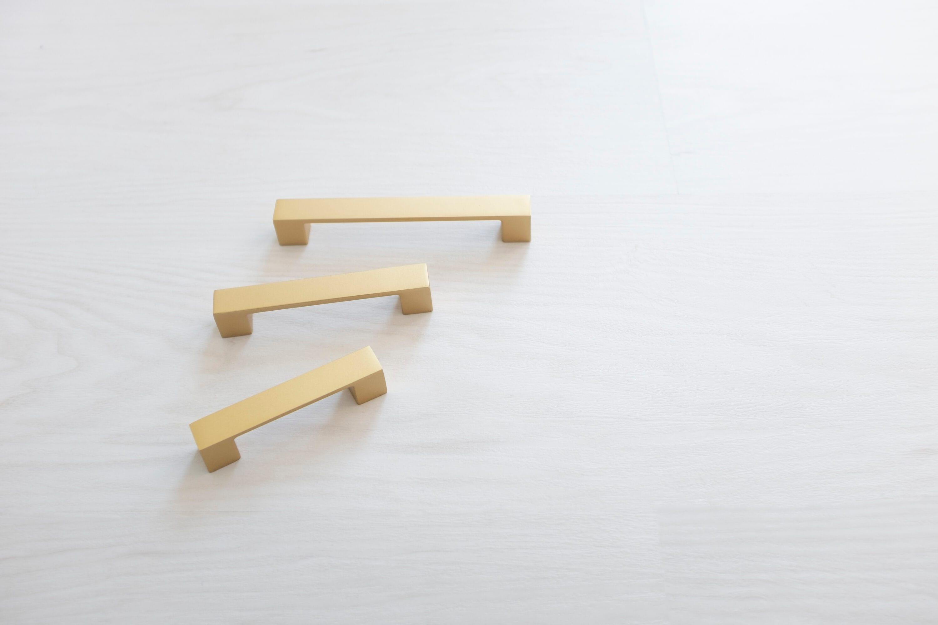 Heritage Designs Kitchen Cabinet Handles, 3 3/4" Drawer Pulls for Cabinet Doors, Dresser Drawers