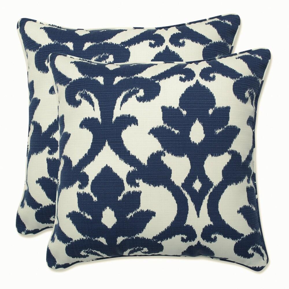 Bosco Damask Indoor/Outdoor Reversible Throw Pillow (Set of 2)