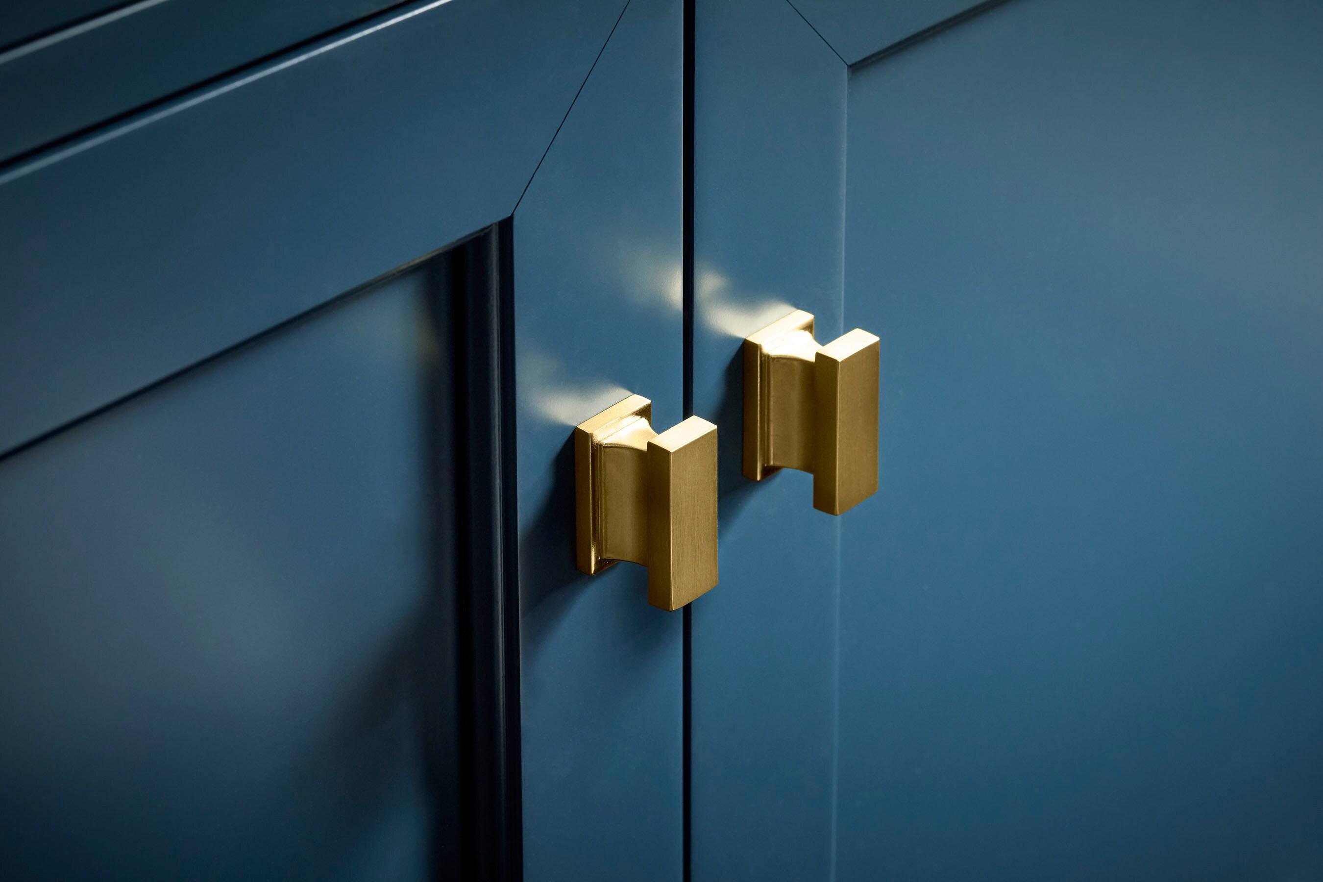 Charlemont 48 In. Bathroom Vanity Cabinet With Sink And Quartz Top