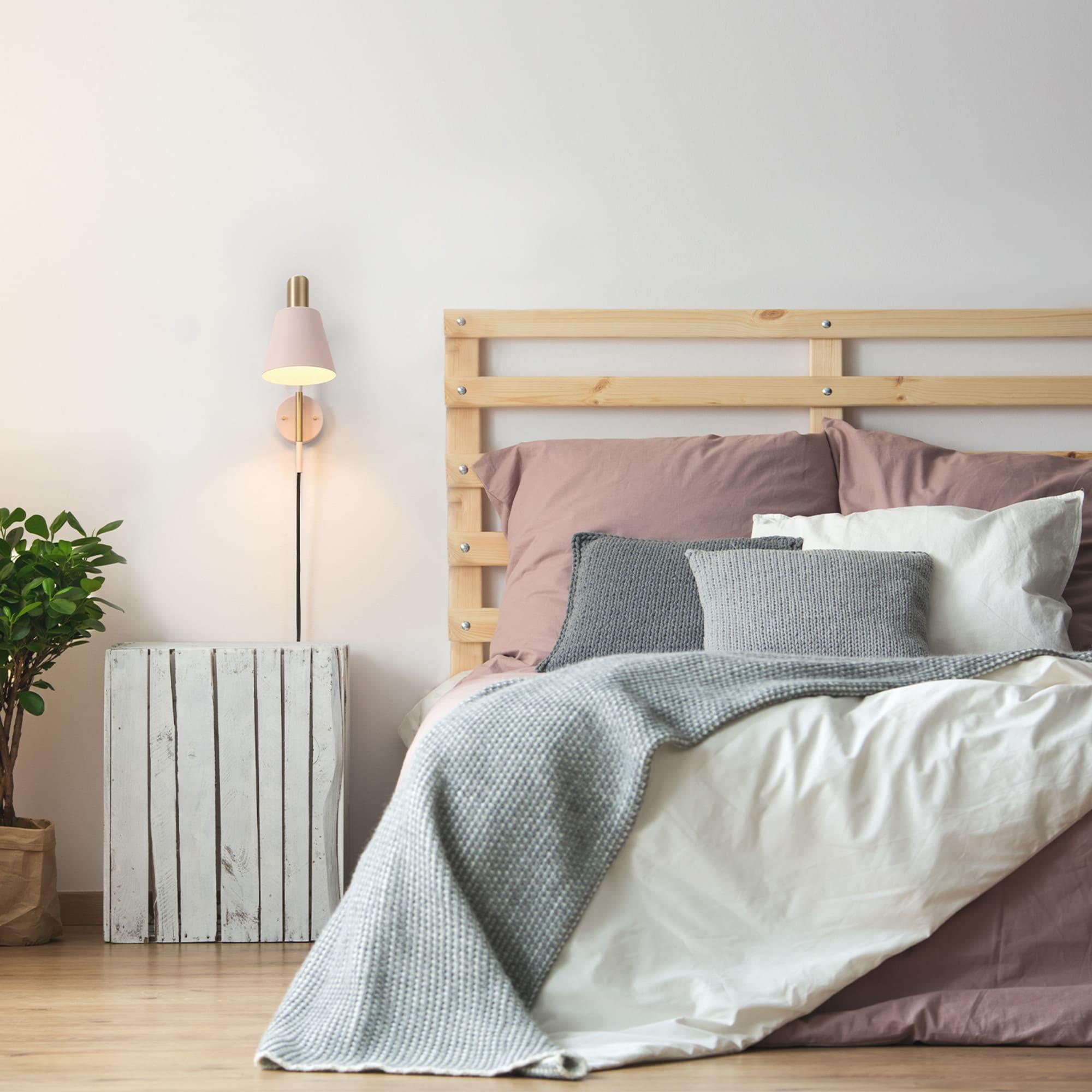 Cleo Aluminum Plug-in Wallchiere