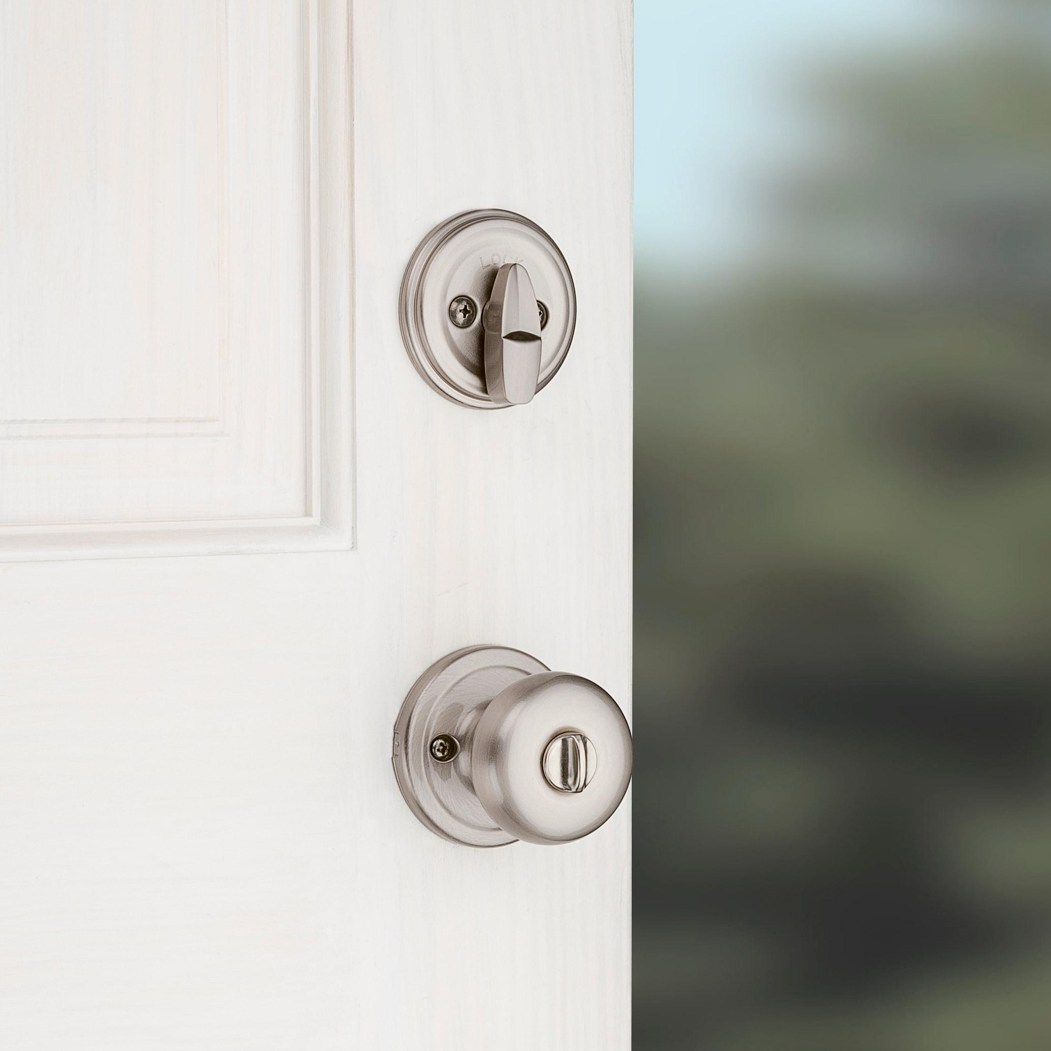 Handleset with Single Cylinder Deadbolt