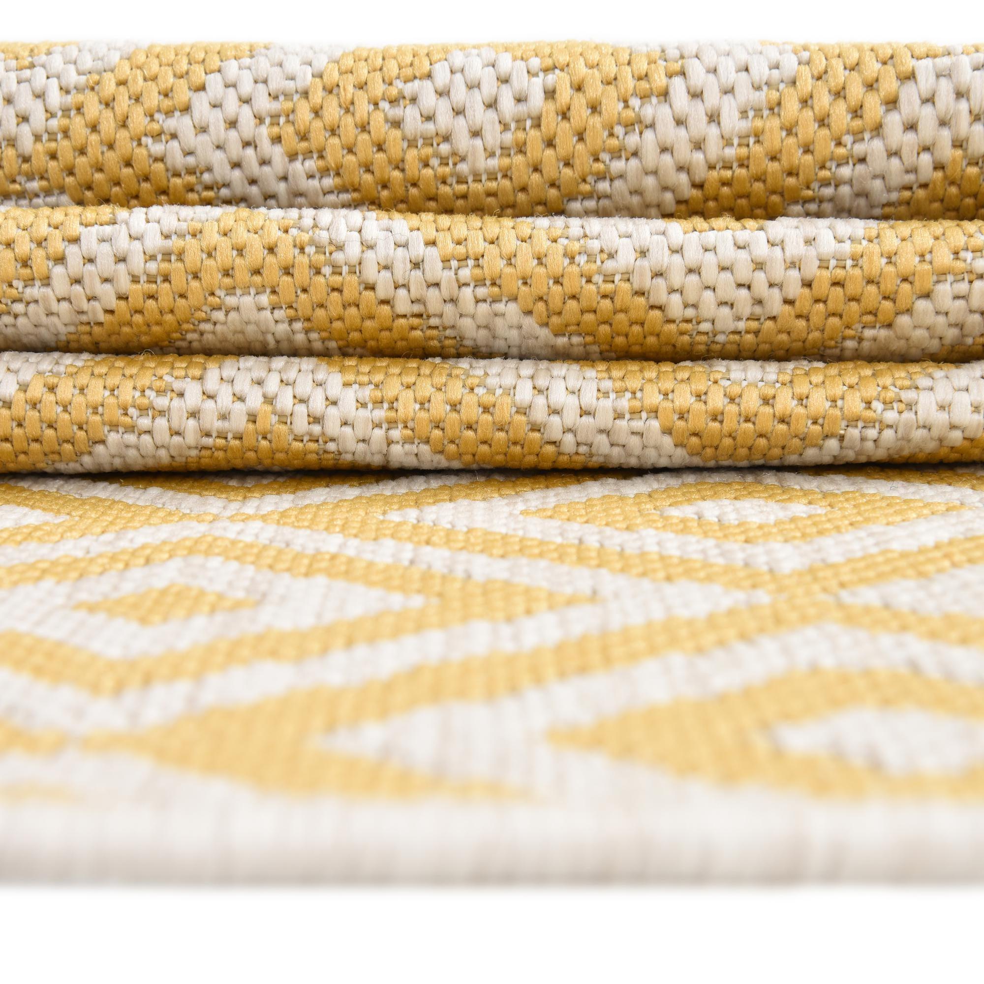 Jill Zarin 6' 0 x 9' 0 Rectangle Indoor/Outdoor Yellow Ivory Area Rug