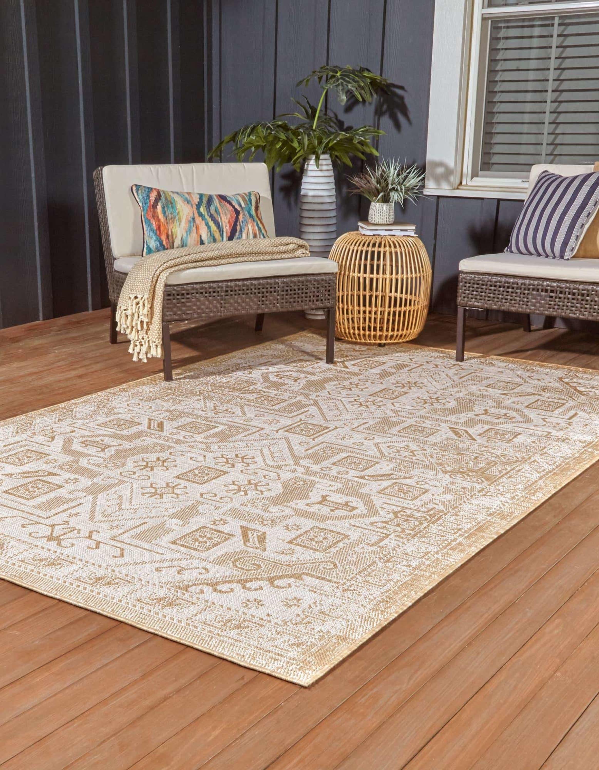 Unique Loom 9' 0 x 12' 0 Rectangle Indoor/Outdoor Aztec Natural Area Rug