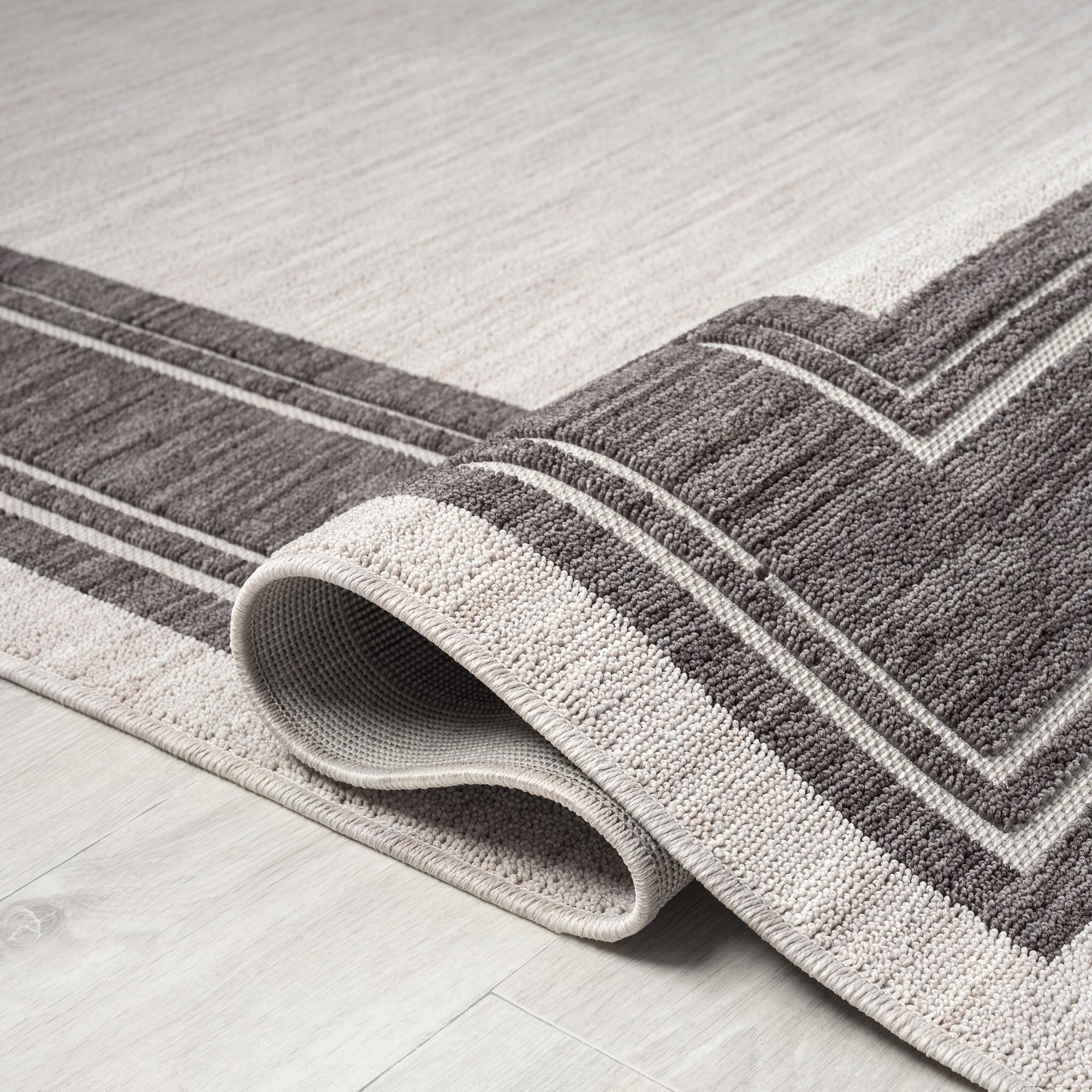 Wyatt Ivory/Gray 5 ft. x 7 ft. Bordered High-Low Yarn Indoor/Outdoor Area Rug