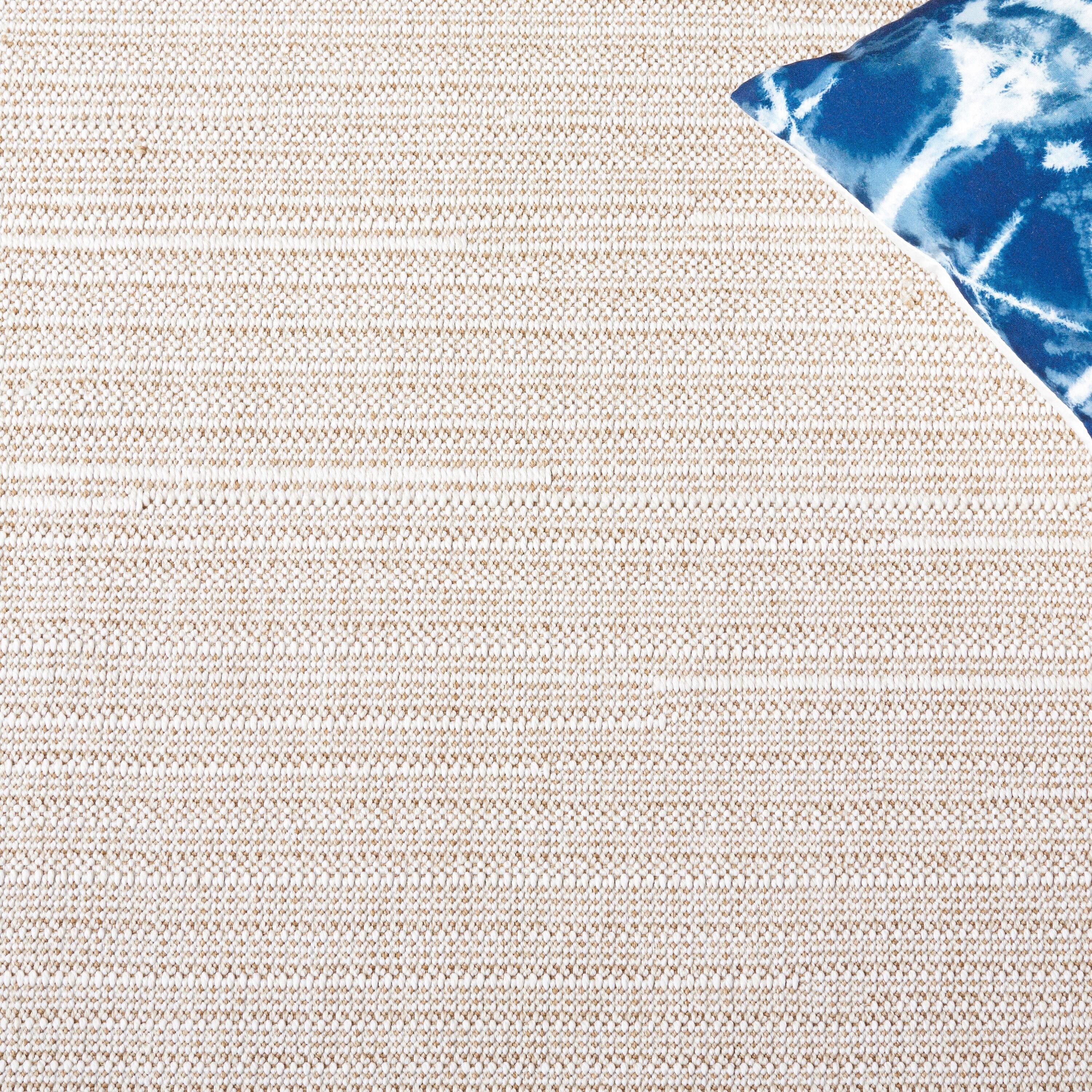 Safavieh Global 9 x 12 (ft) Synthetic Beige/Light Beige Rectangular Indoor/Outdoor Solid Area rug