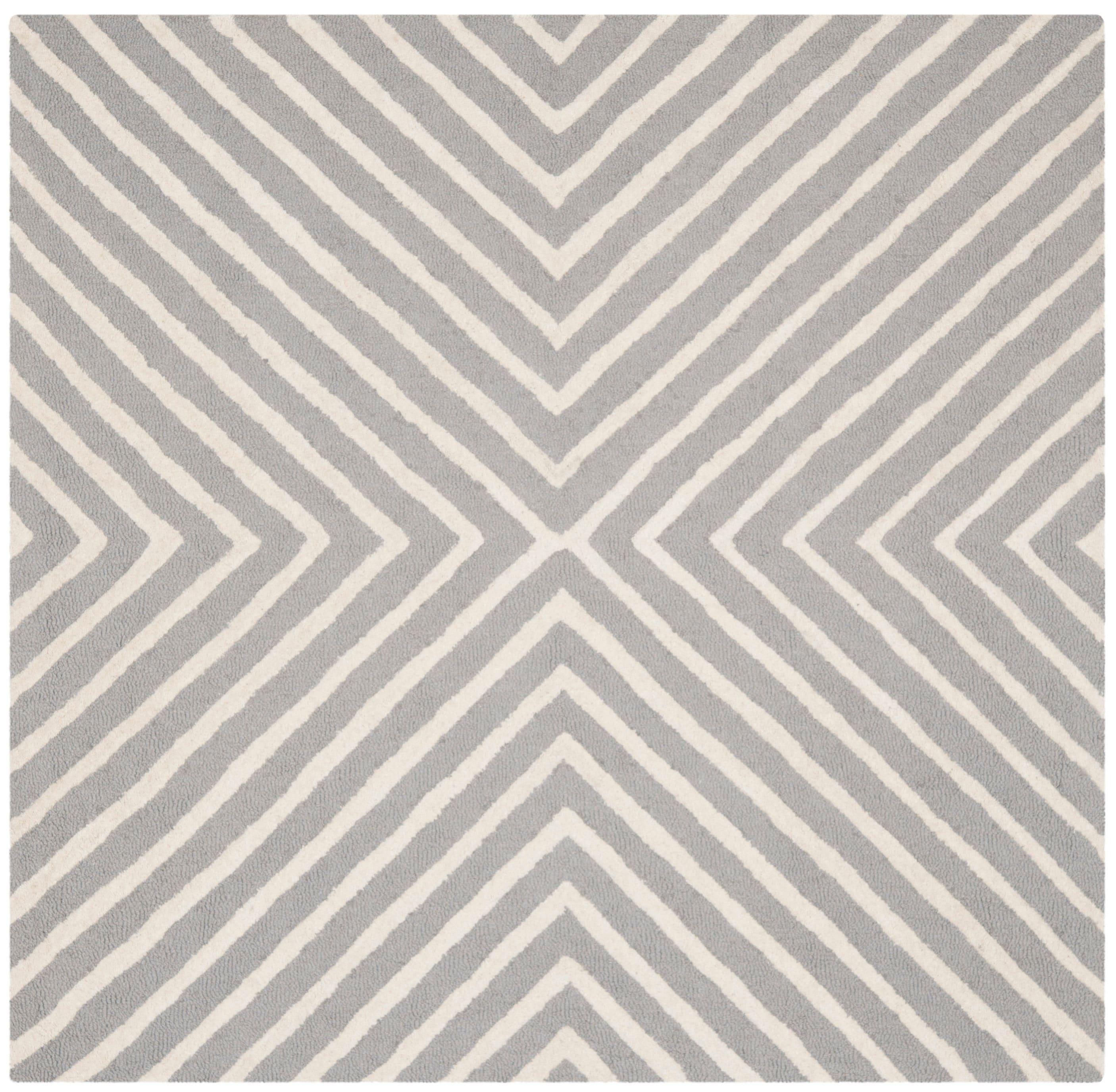 Cambridge CAM129 Hand Tufted Area Rug  - Safavieh