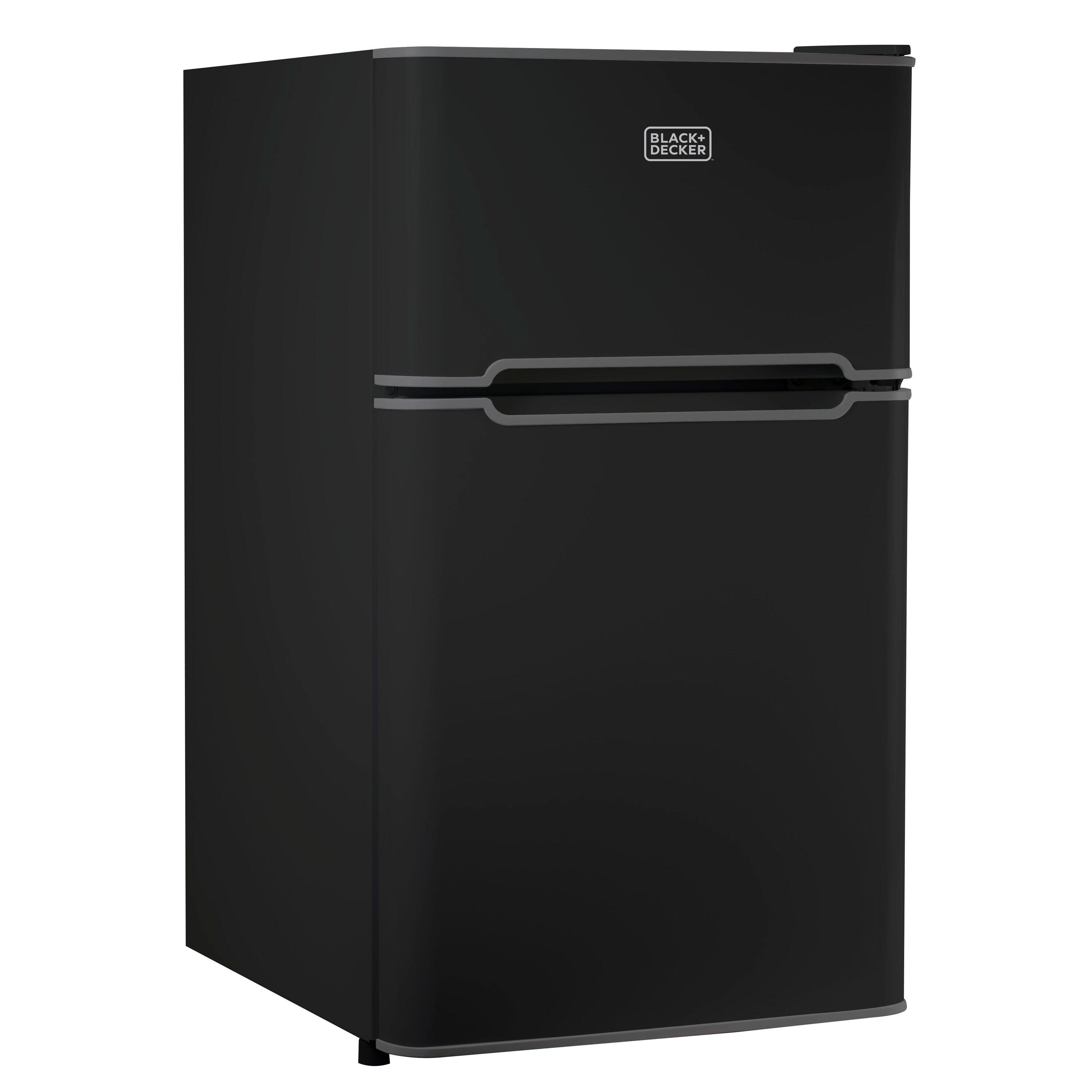 BLACK+DECKER Black + Decker 3.1 cu. ft. Freestanding Mini Fridge with Freezer