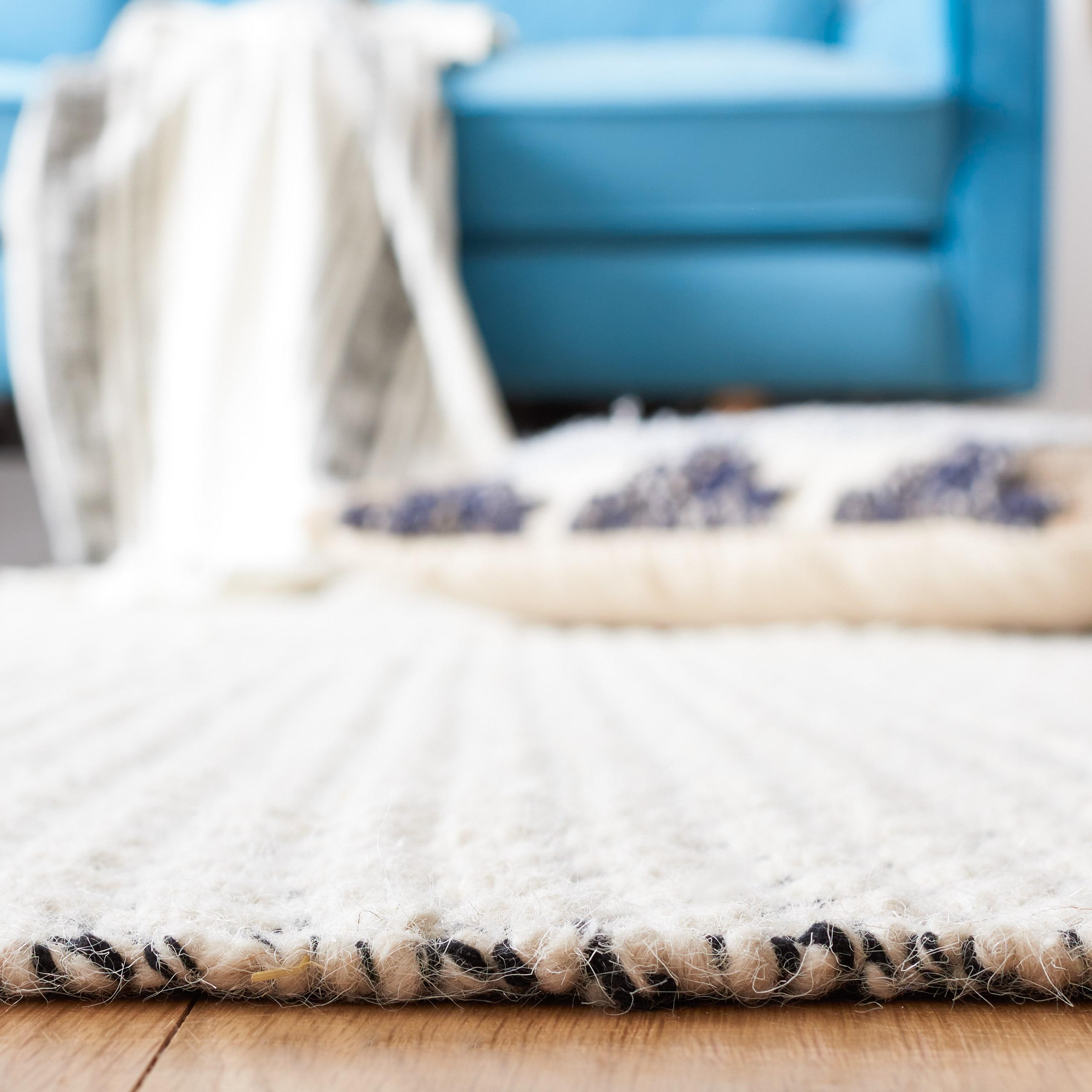 Montauk MTK813 Hand Woven Area Rug - Ivory/Black - 5'x8' - Safavieh.