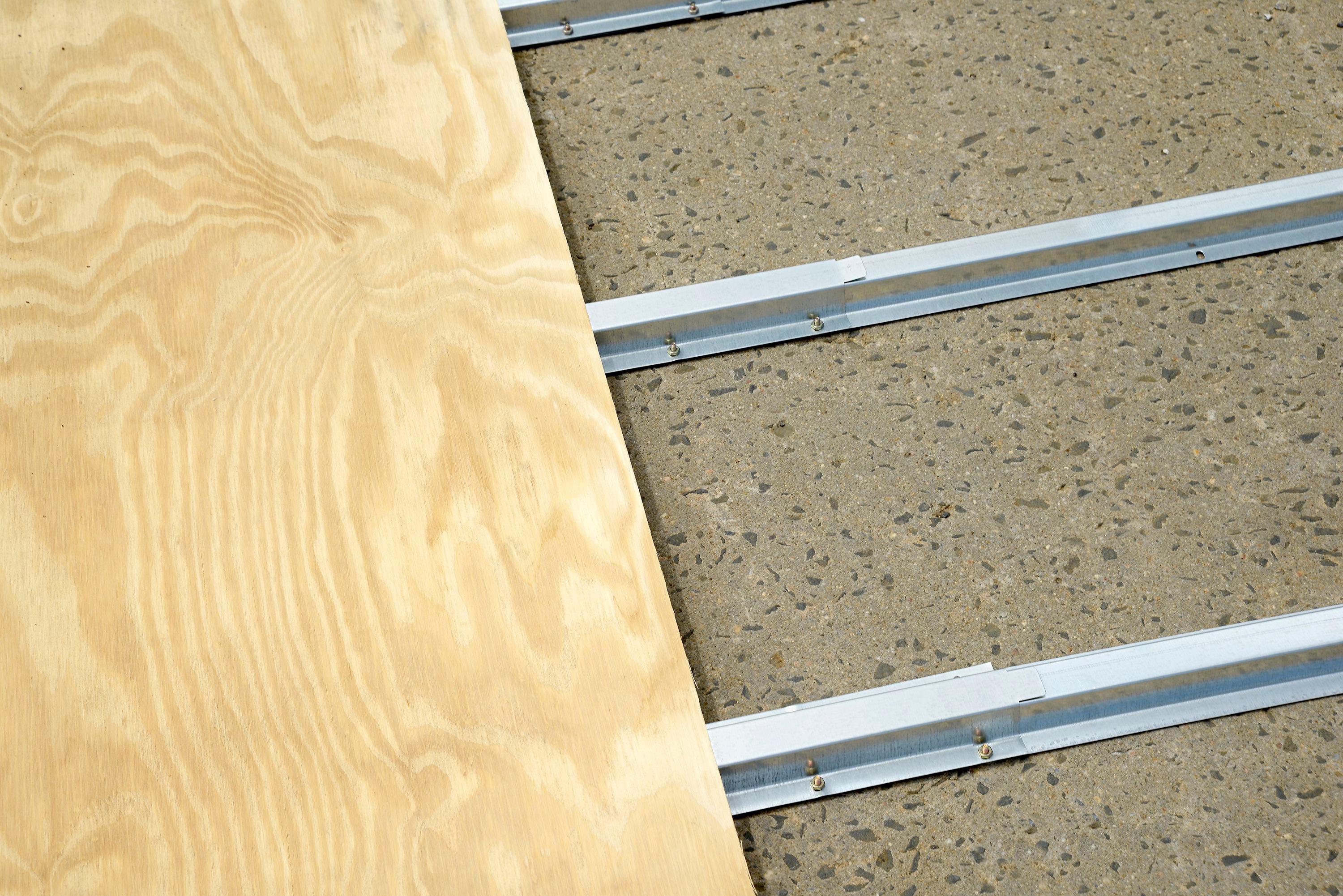 Arrow Arrow Rust Resistant Steel Flooring Kit