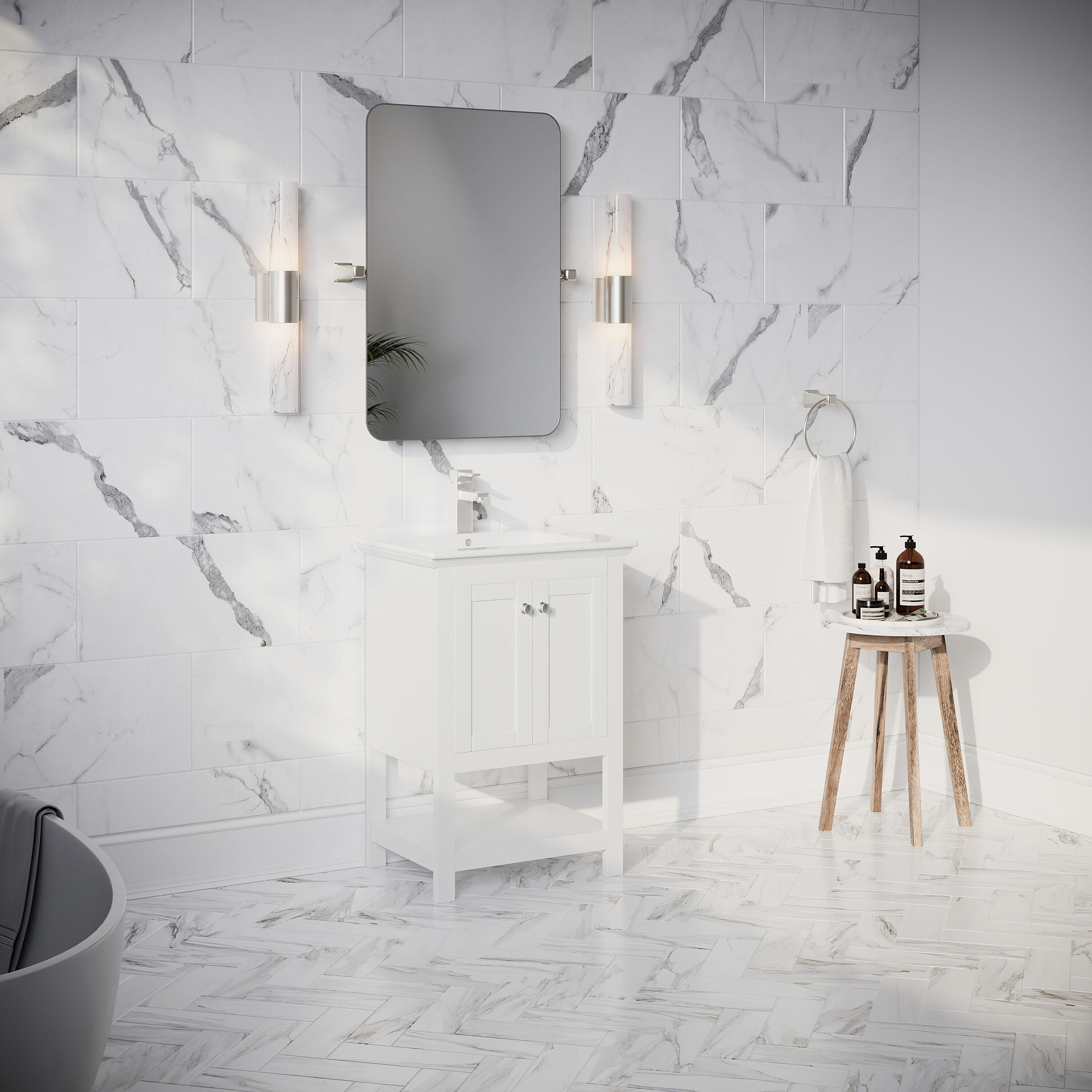 Fresca Manchester 24" White Traditional Bathroom Vanity