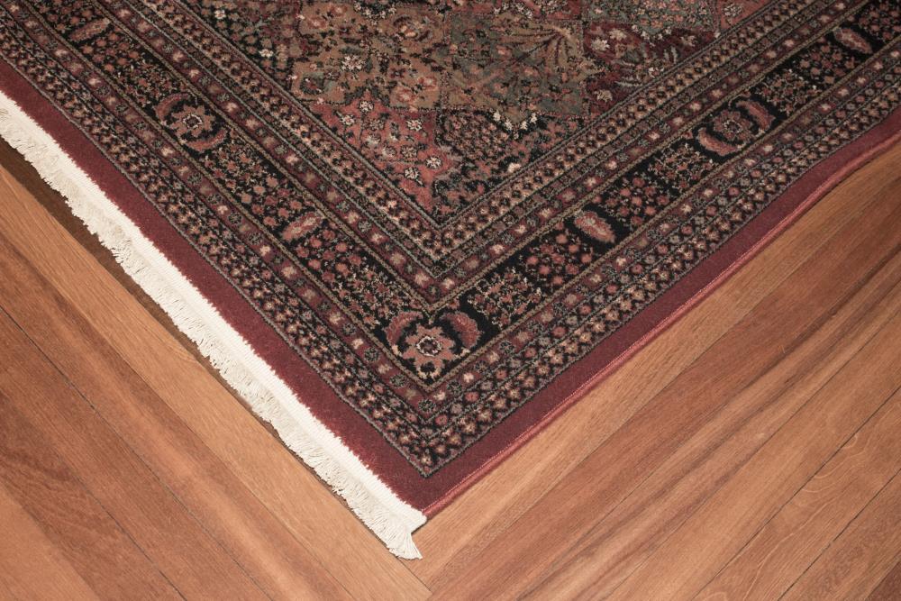 Couristan Imperial Baktiari Area Rug, Antique Red ,Runner, 2'2" x 9'3"