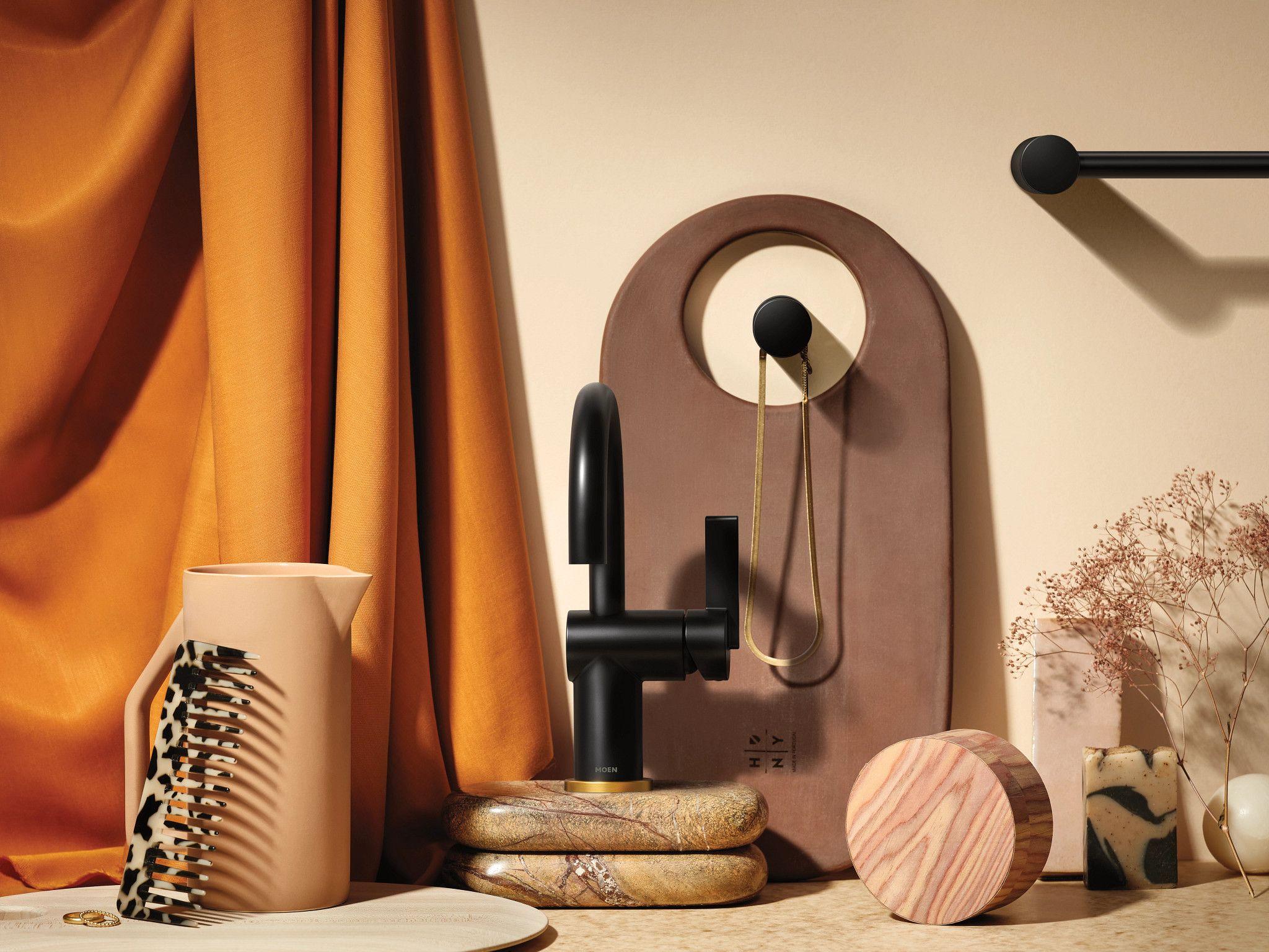 Cia Single Hole Bathroom Faucet, Modern One Handle Bathroom Sink Faucet with Drain Assembly