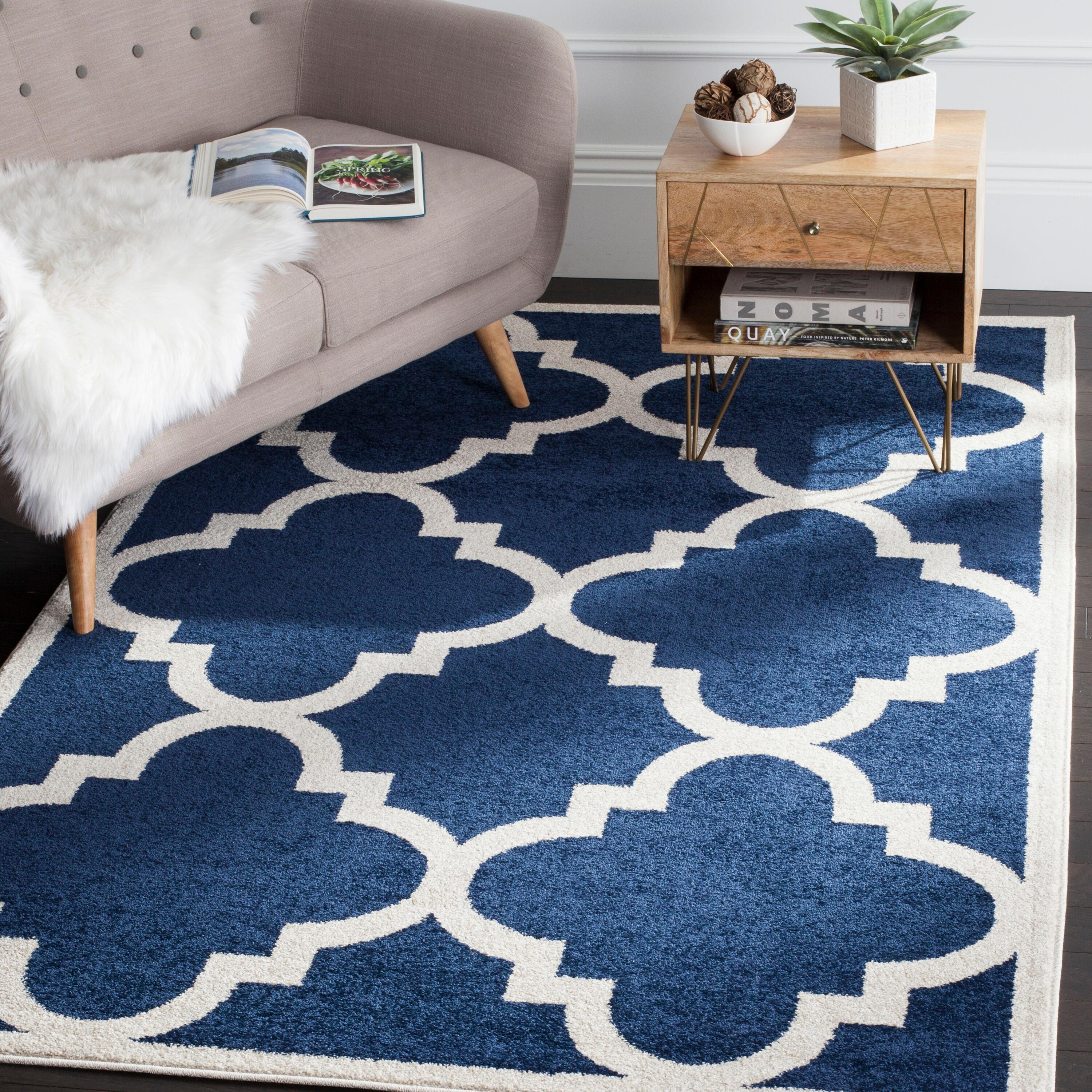 Navy and Beige Geometric 9' x 12' Wool Area Rug