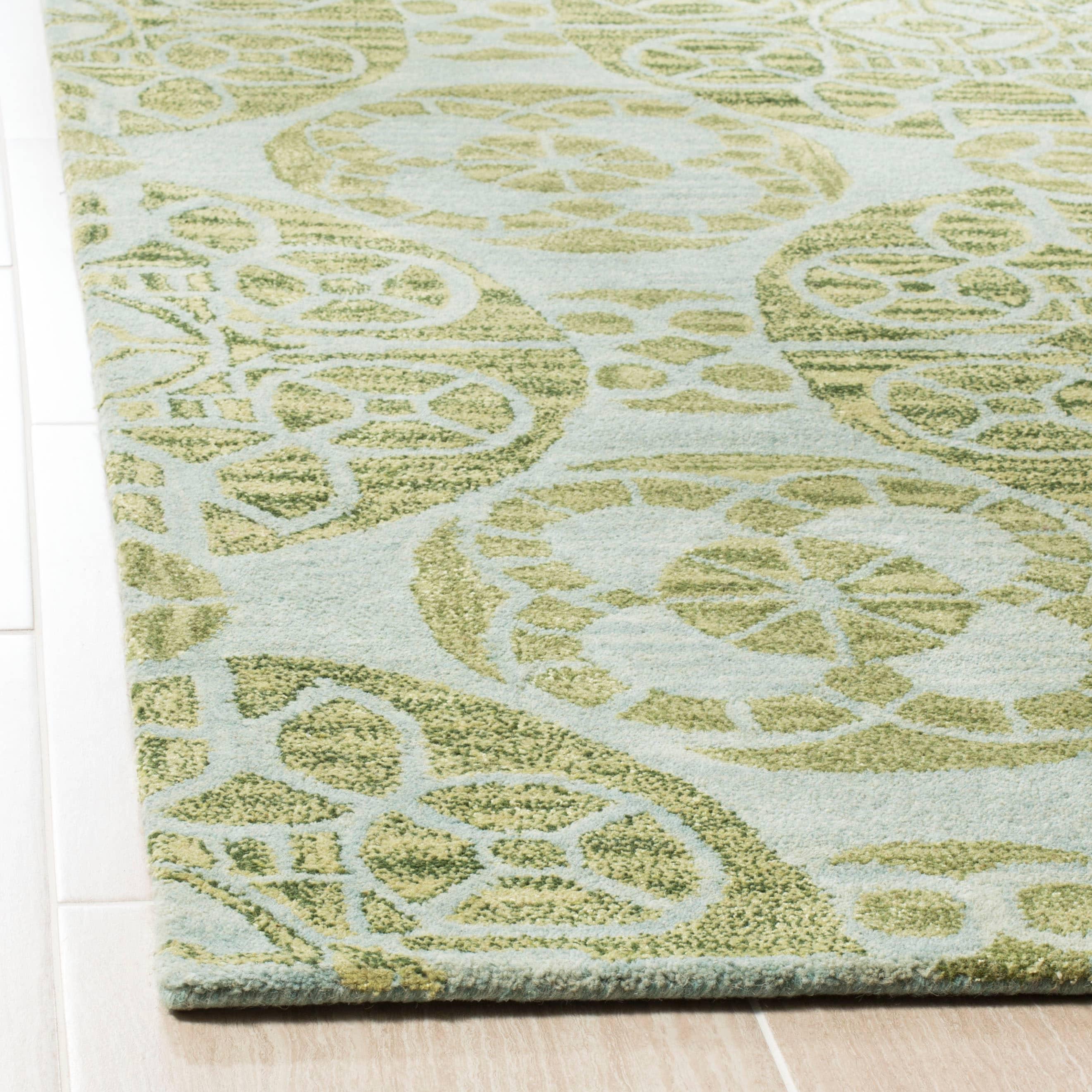 SAFAVIEH Wyndham Louise Medallion Wool Area Rug, Turquoise/Green, 10' x 14'