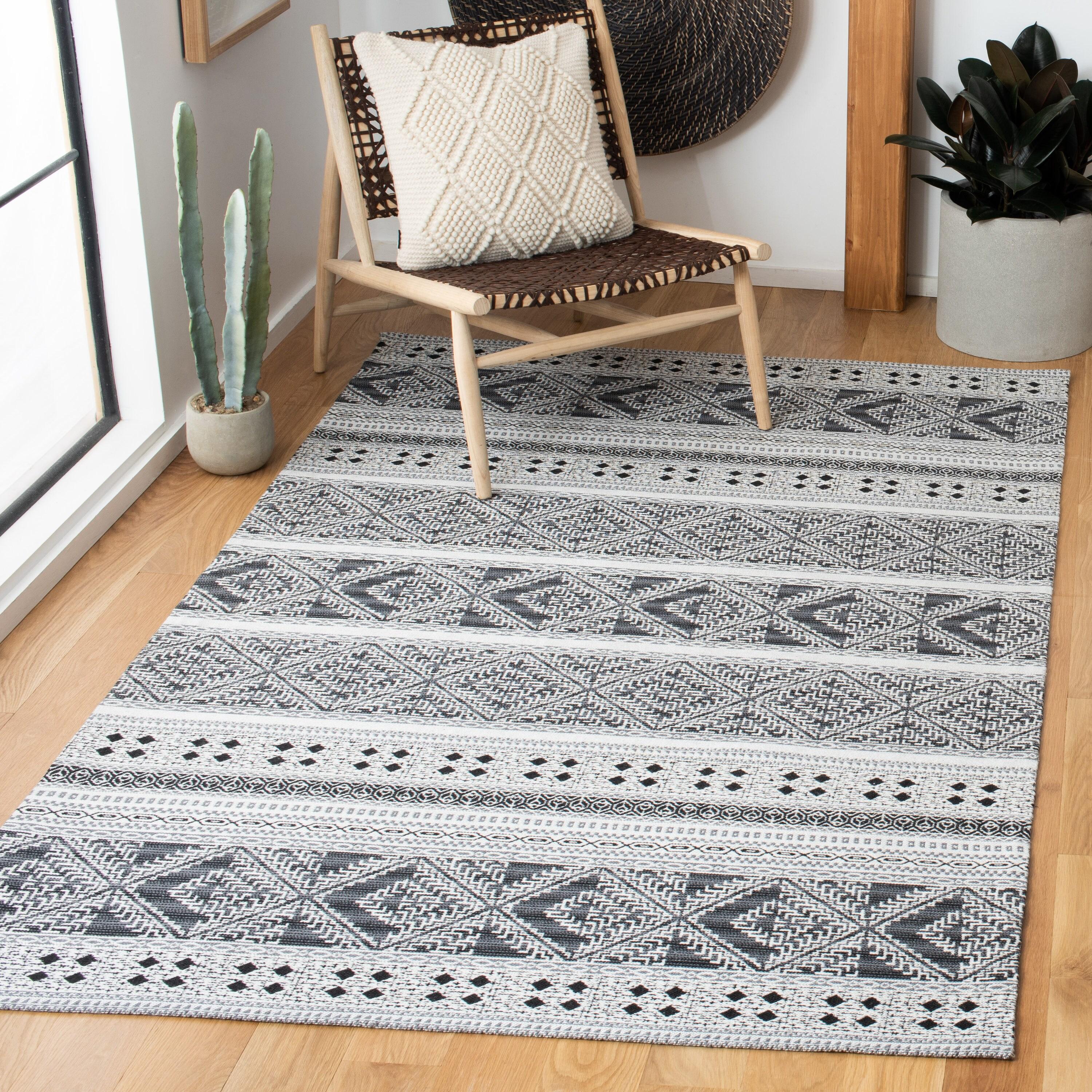 Classic Vintage CLV717 Hand Woven Area Rug - Black - 6'x9' - Safavieh.